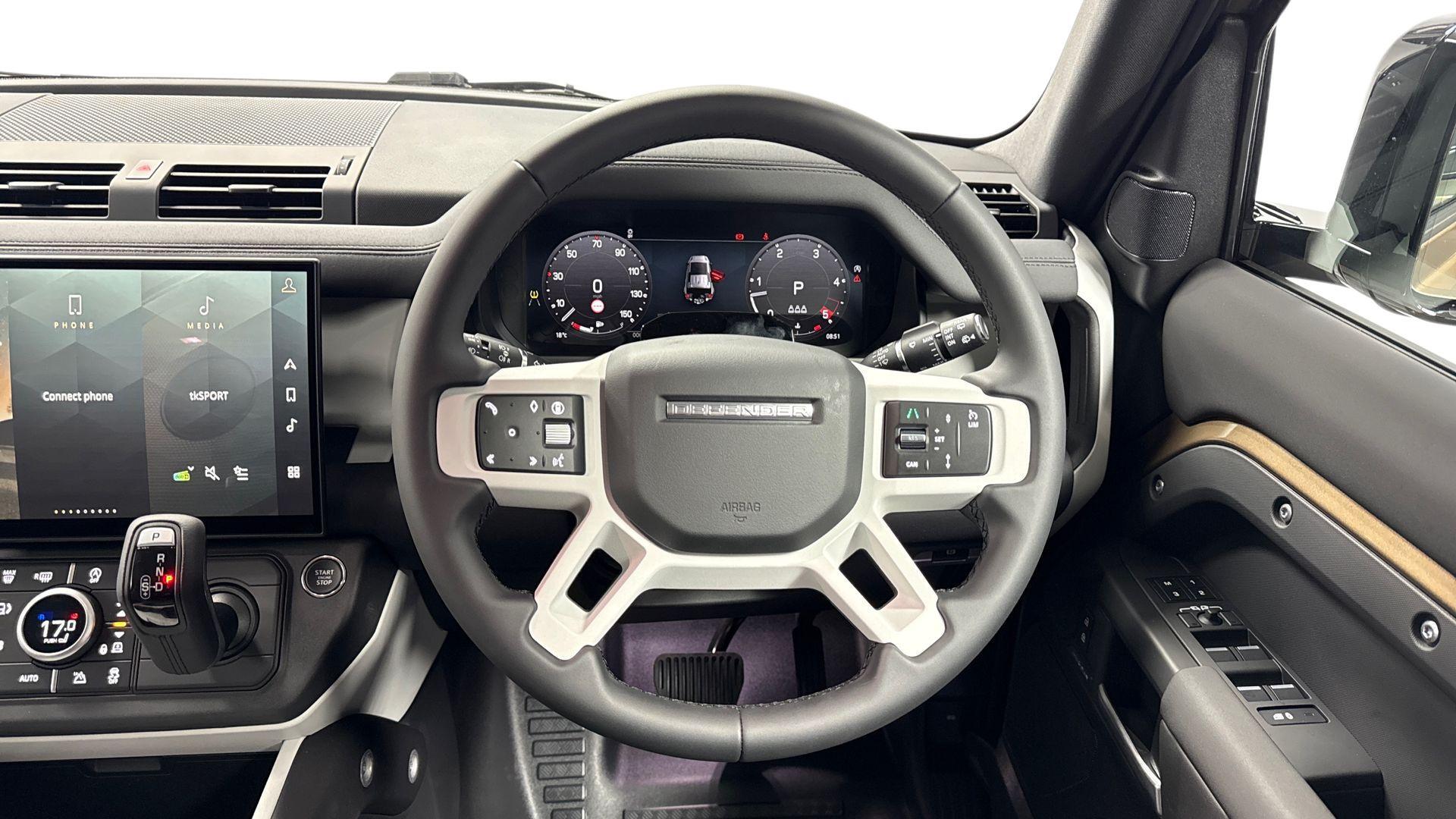 Land Rover Defender view 15