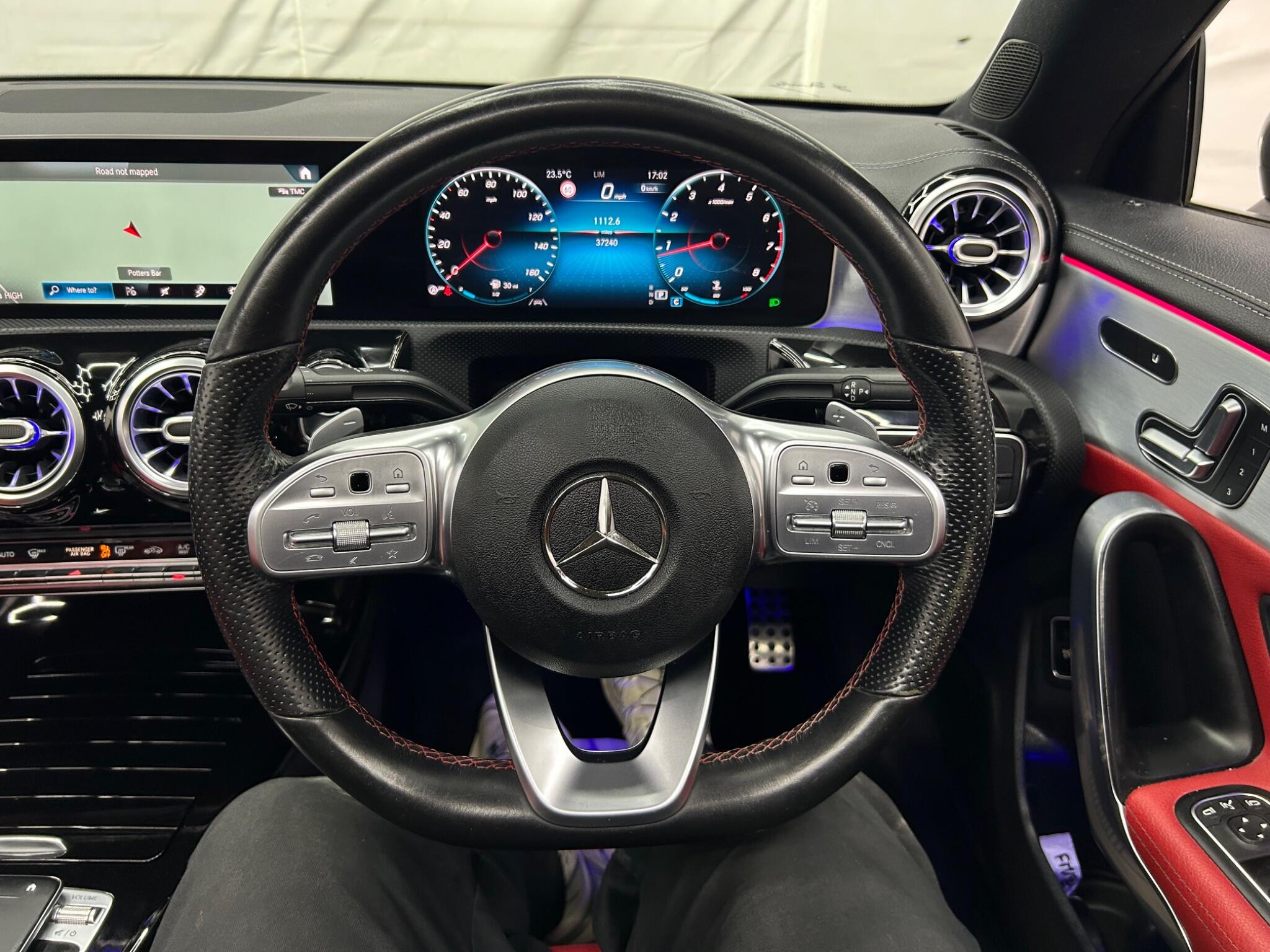 Mercedes-Benz Cla view 44