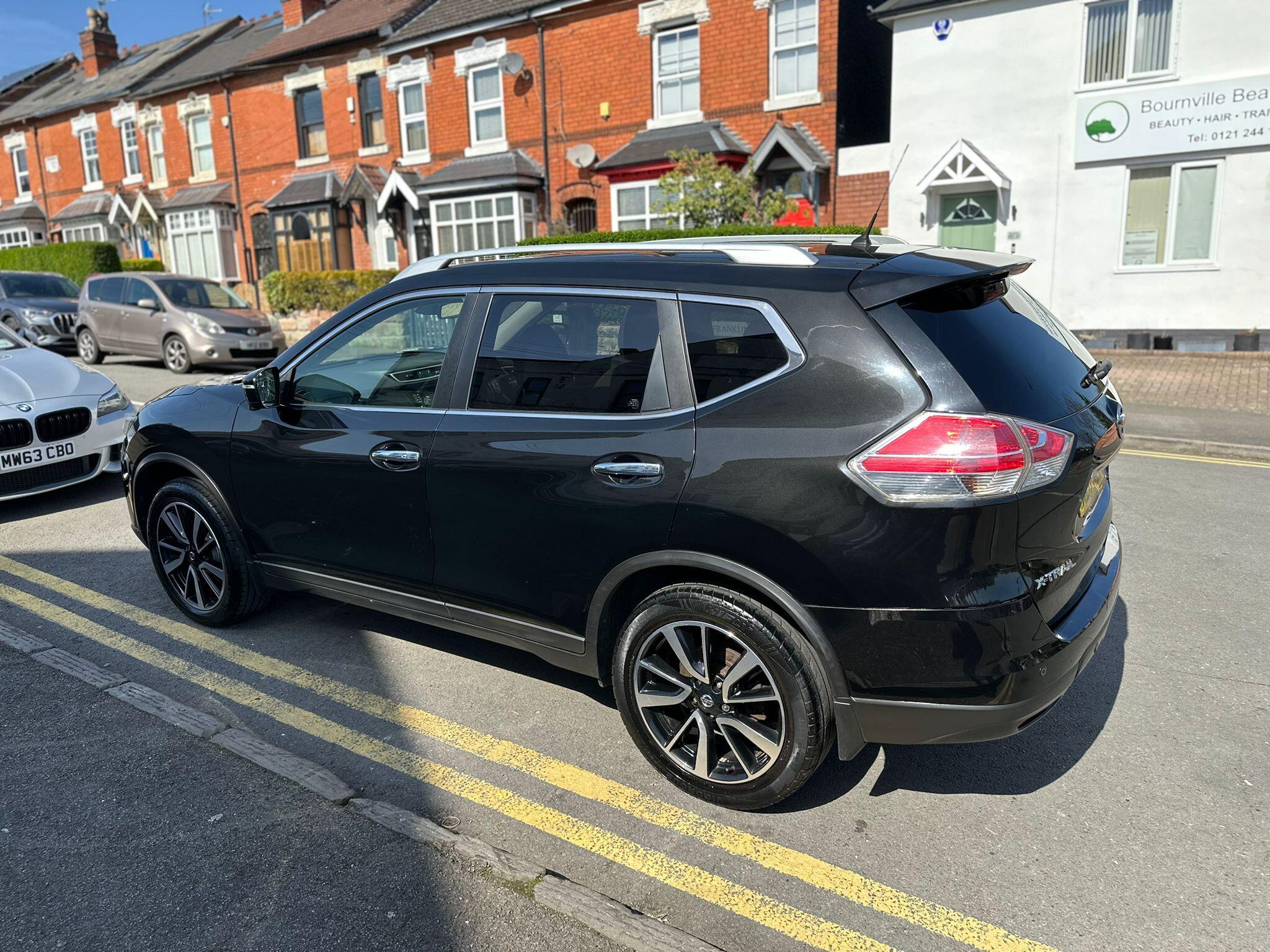 Nissan X-Trail view 12