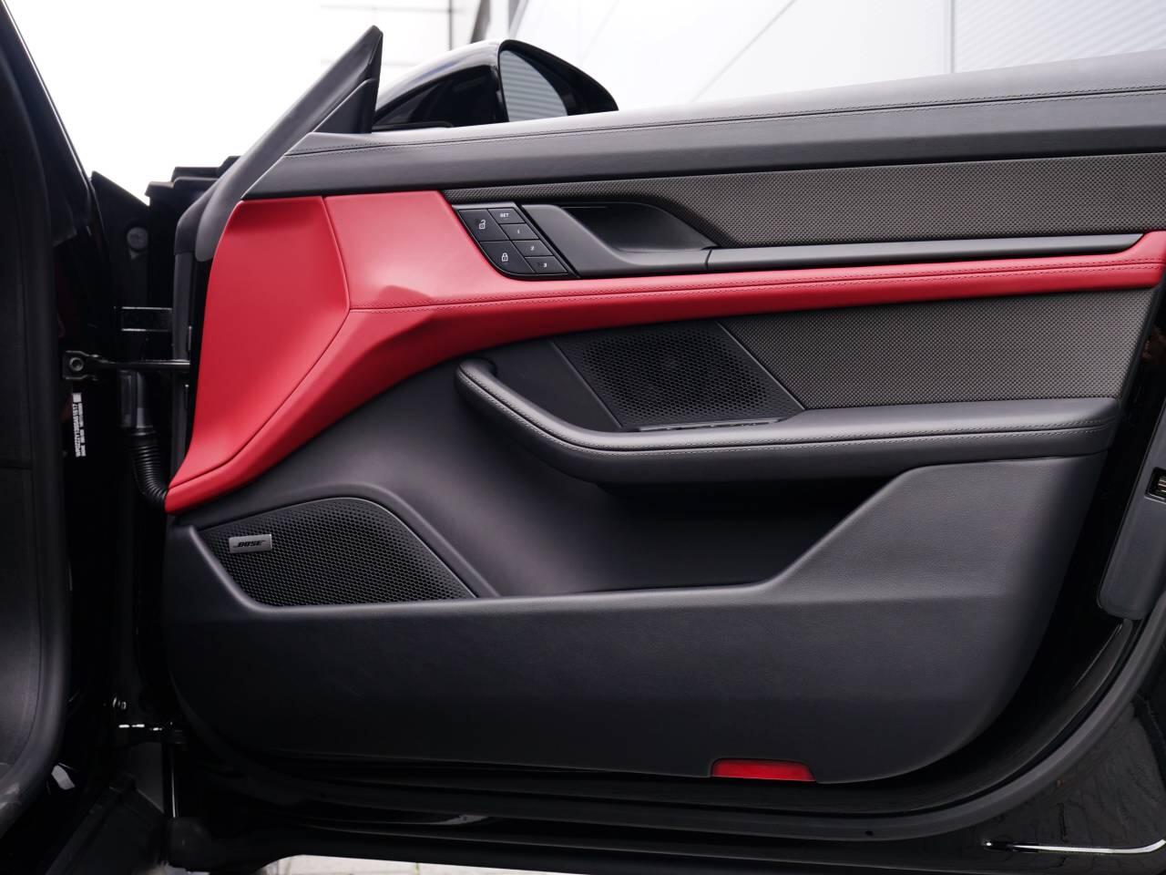 Porsche Taycan view 45