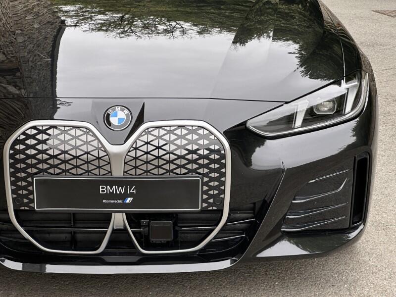 BMW i4 view 74