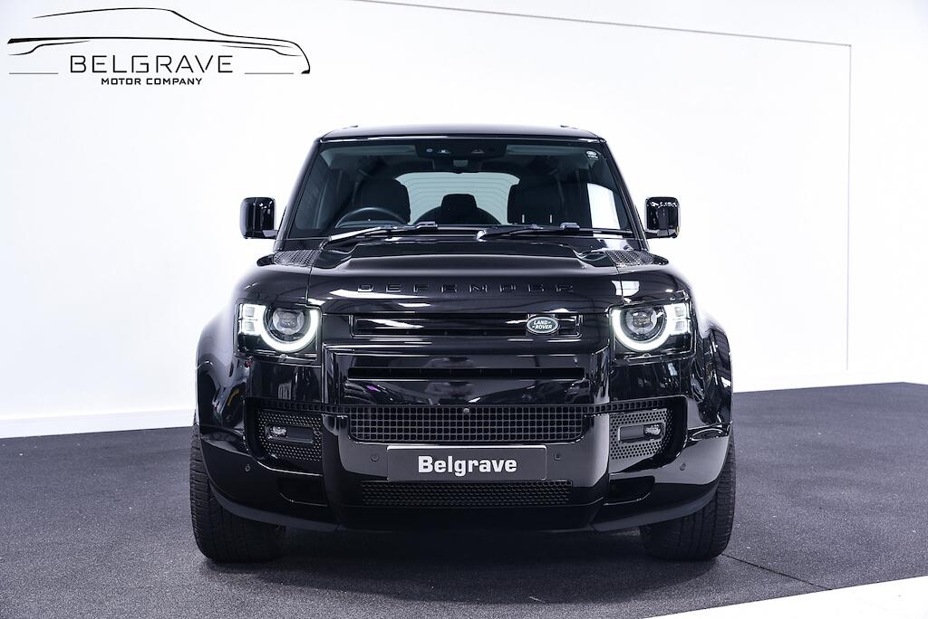 Land Rover Defender view 6
