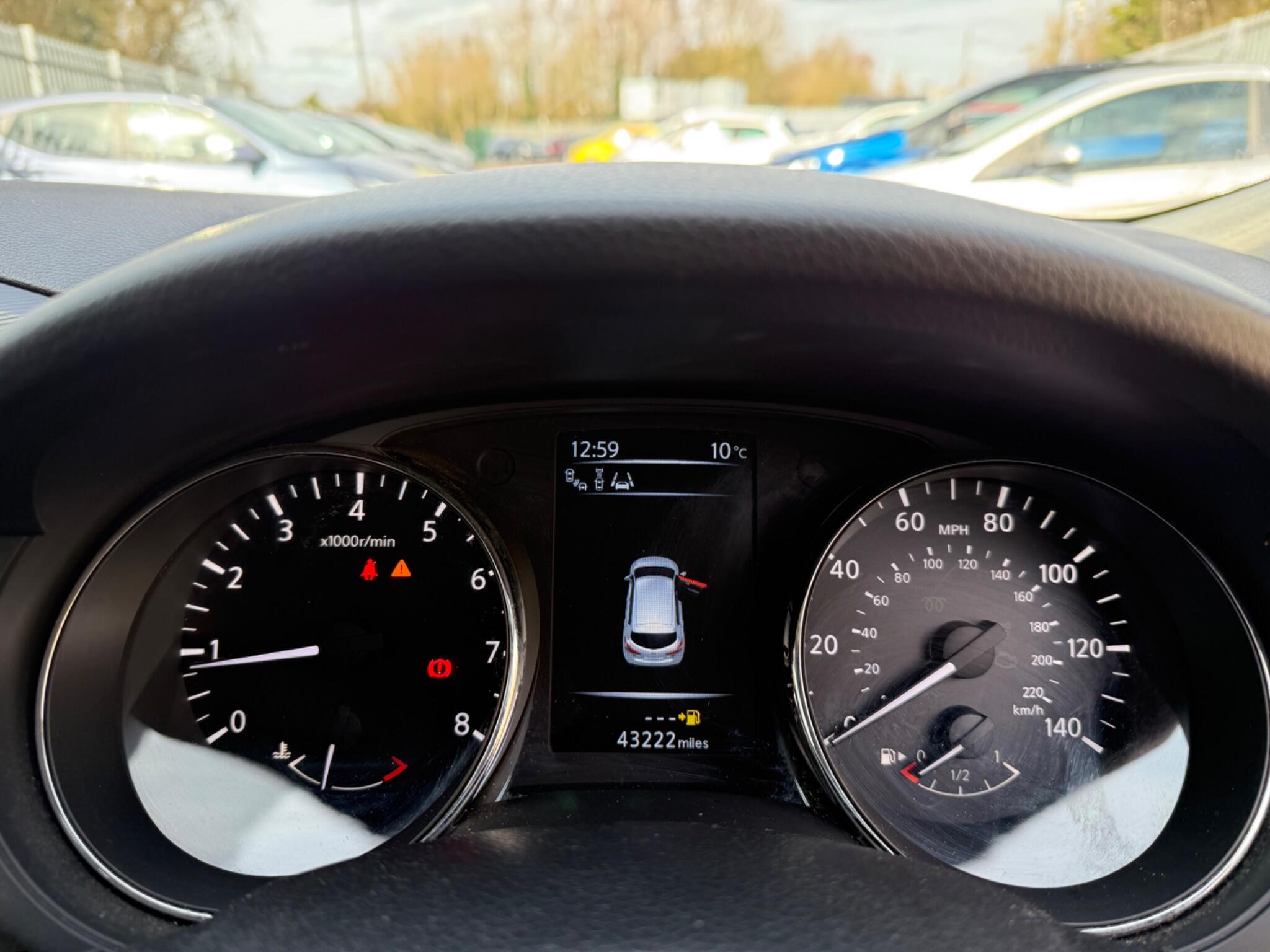 2016 Nissan Pulsar image 20