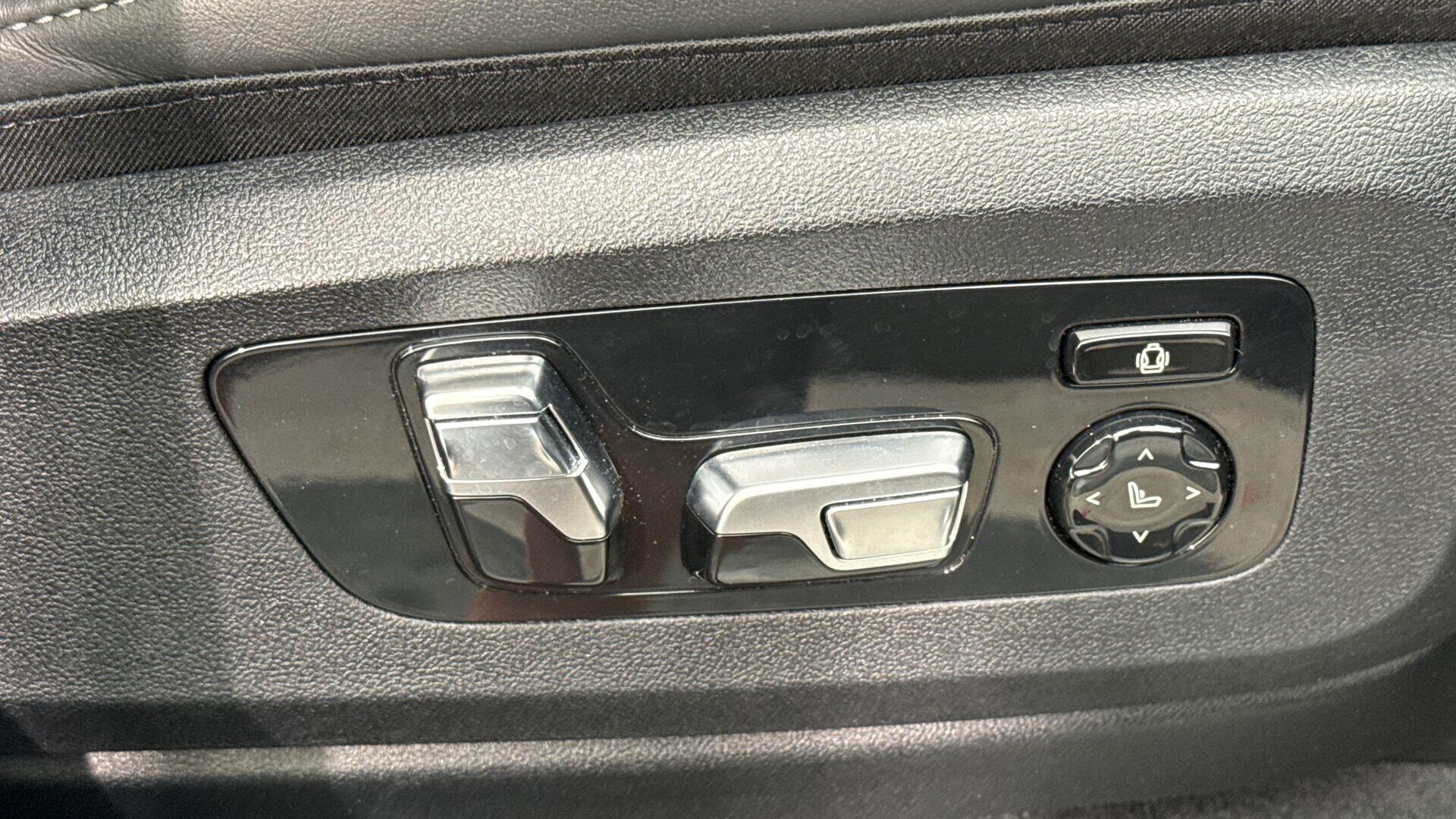 BMW X5 view 33