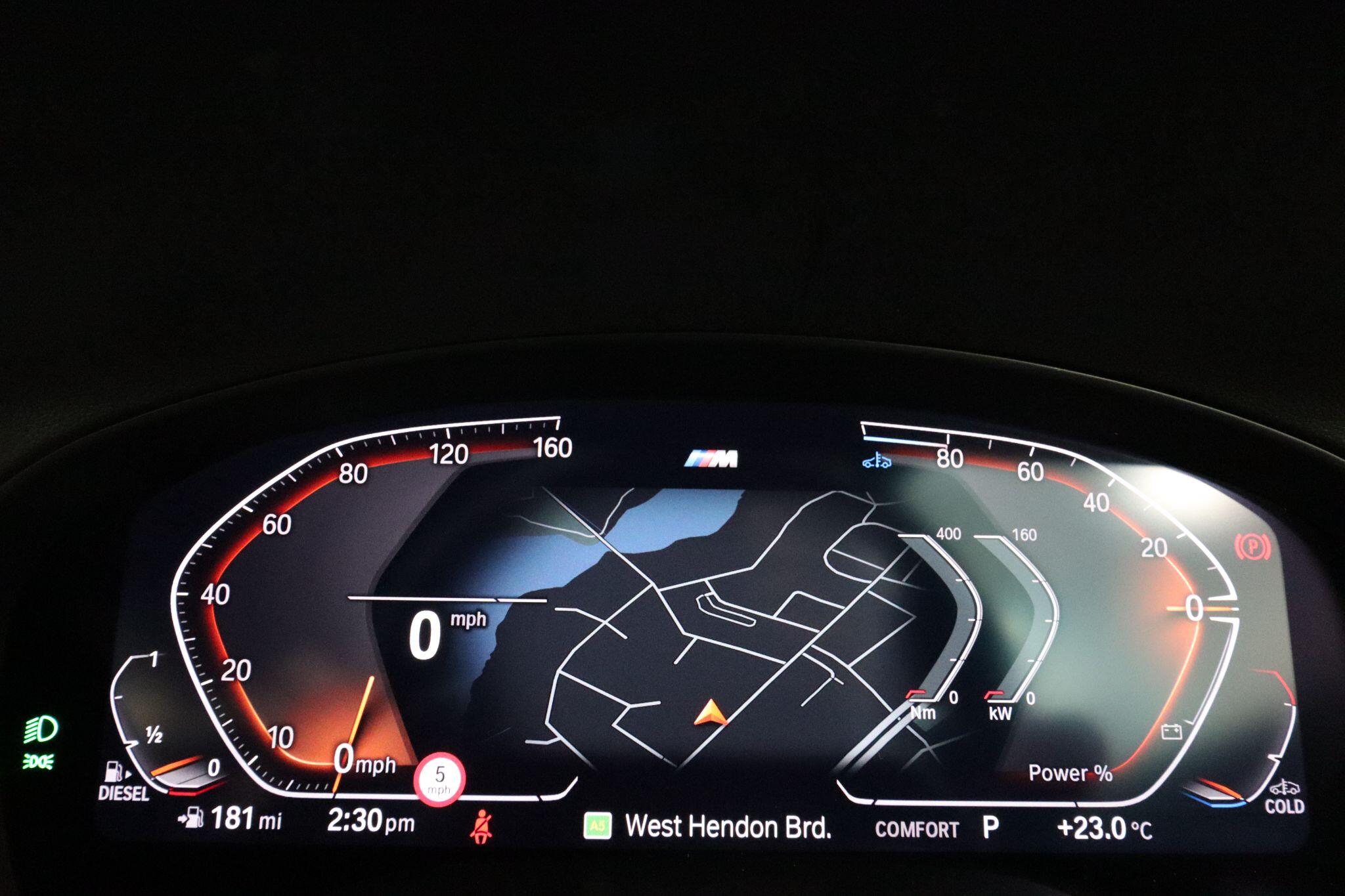 BMW X4 view 40