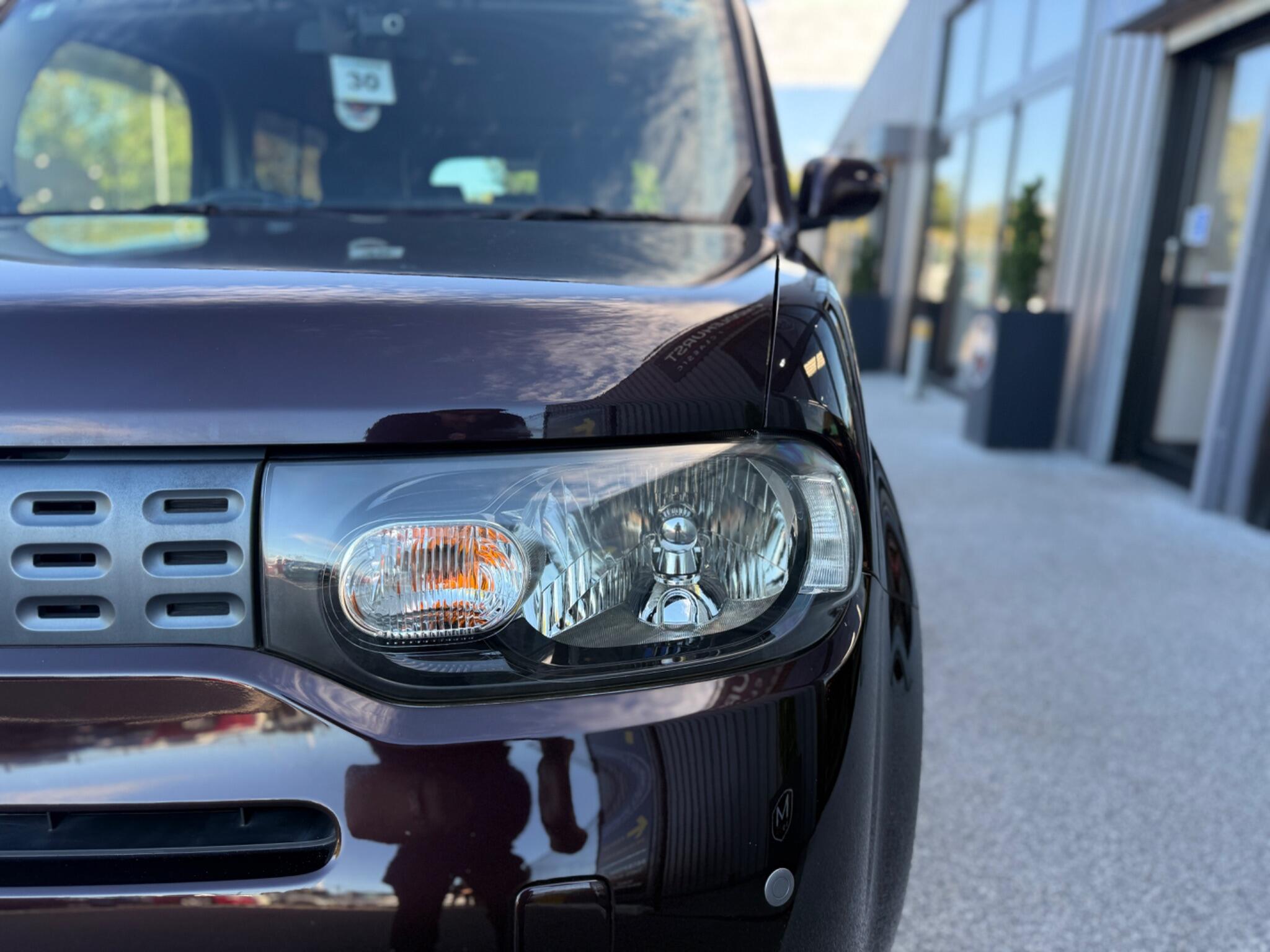 Nissan Cube view 72