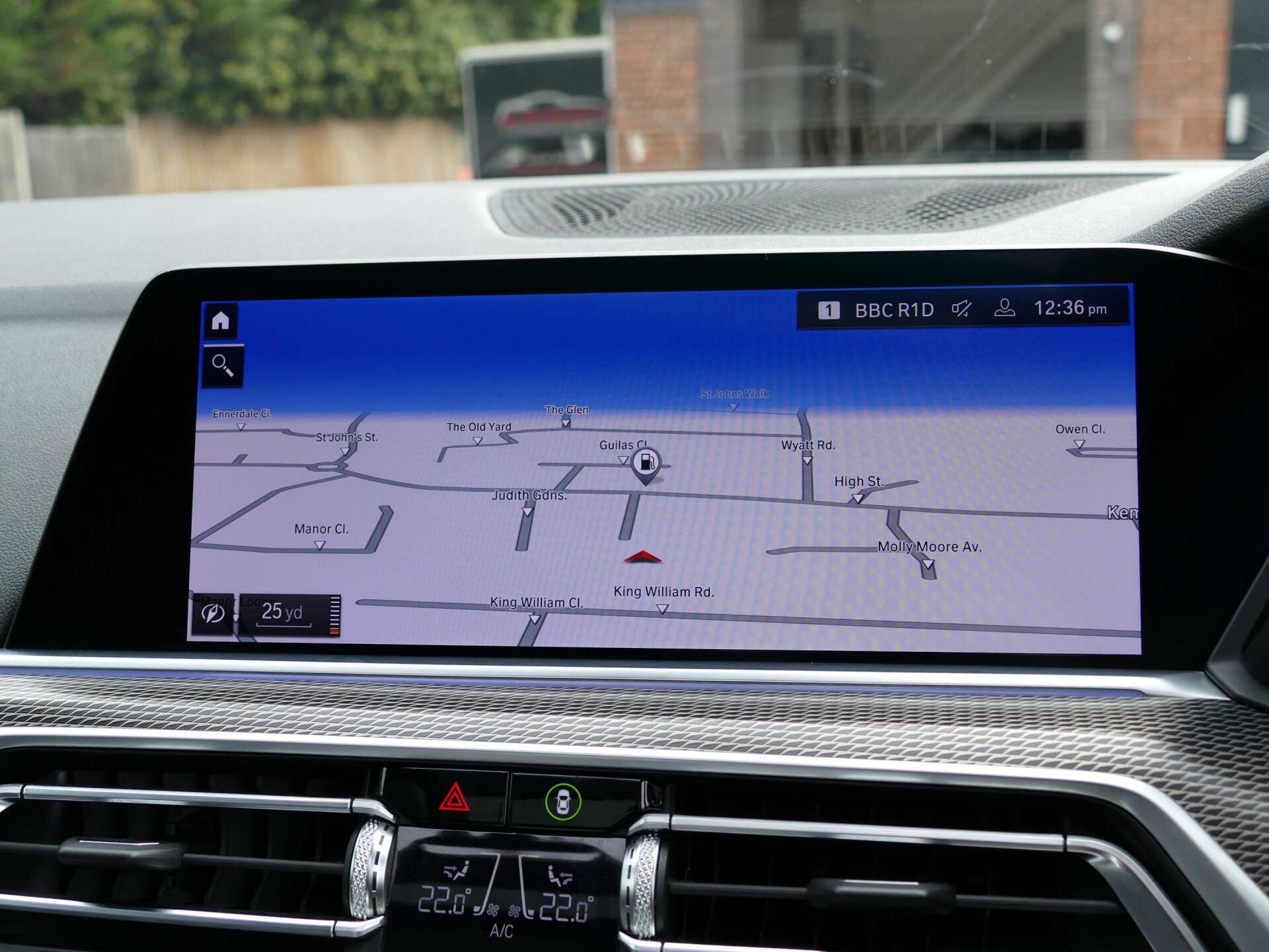 BMW X5 view 31