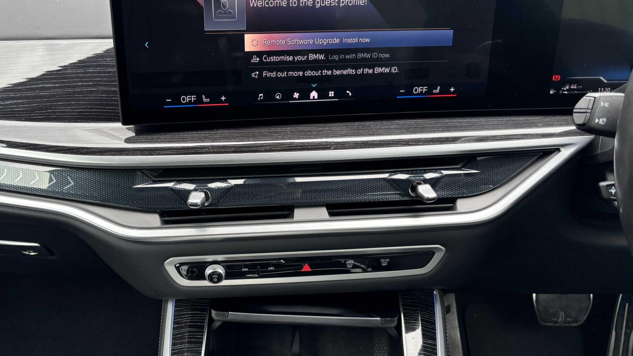 BMW X5 view 13