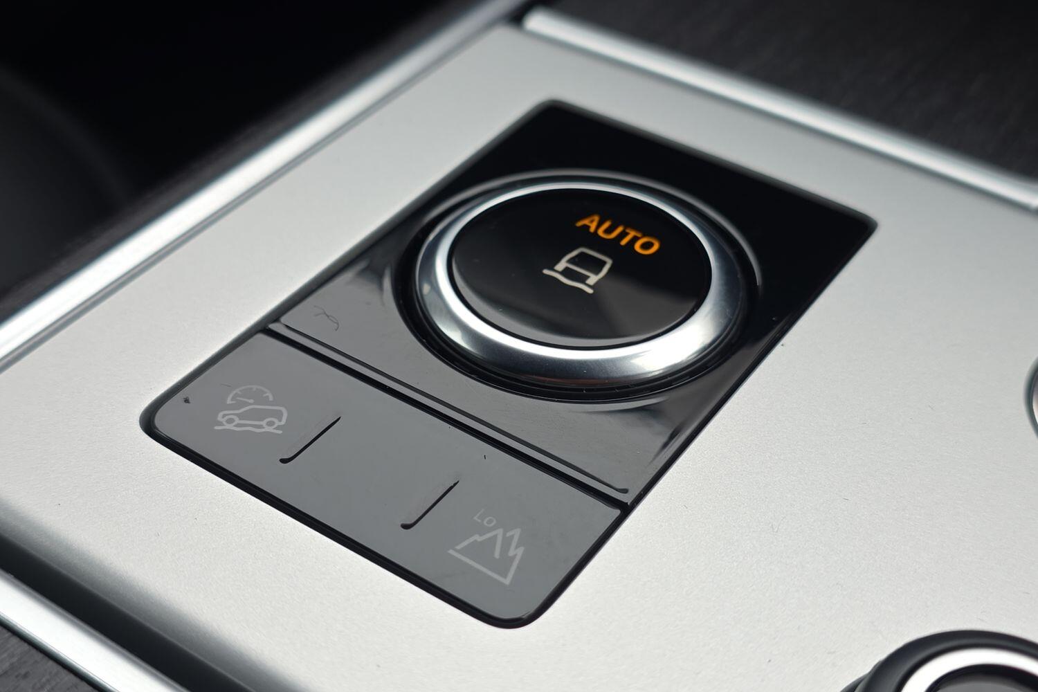 Land Rover Range Rover view 37