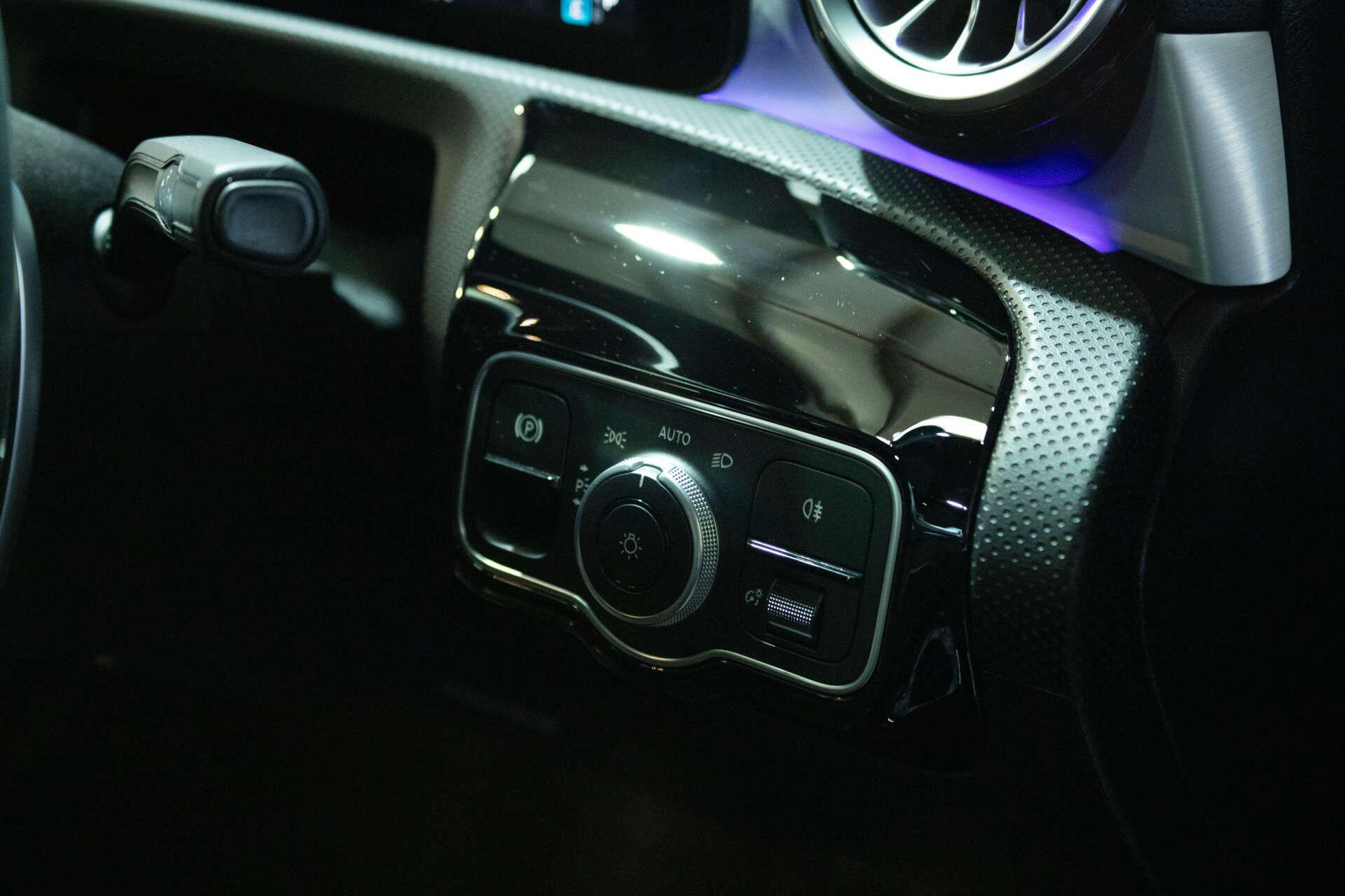 Mercedes-Benz A-Class view 41