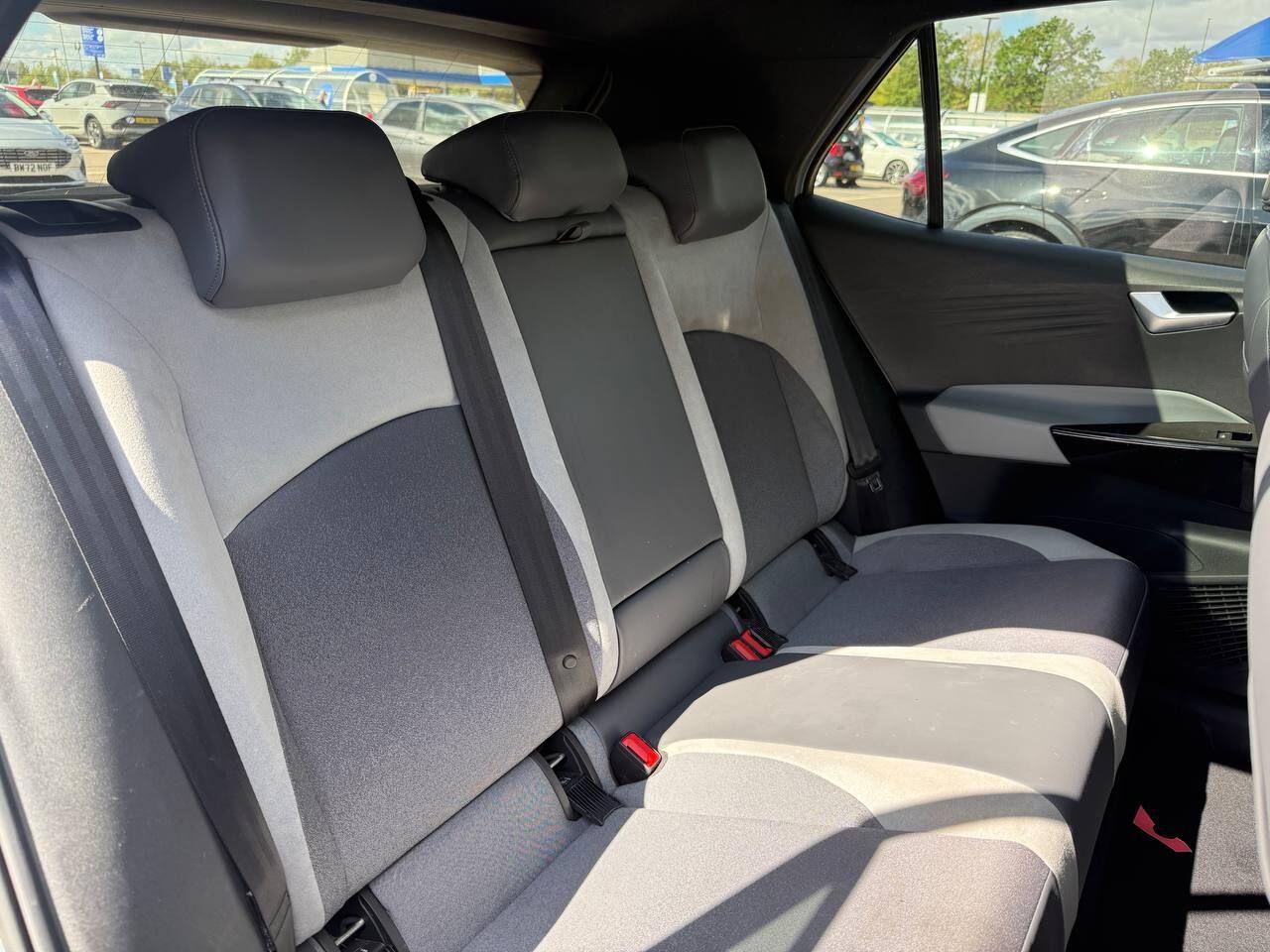 Volkswagen Id.3 view 16