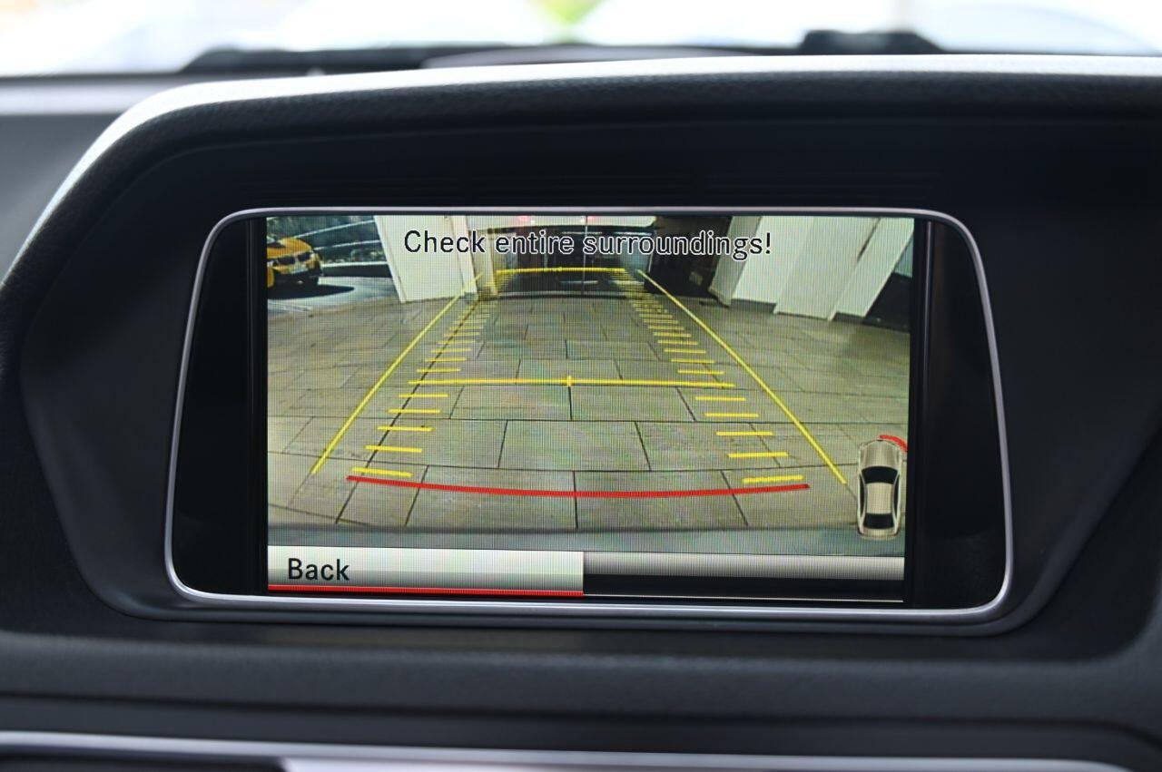 Mercedes-Benz E-Class view 24