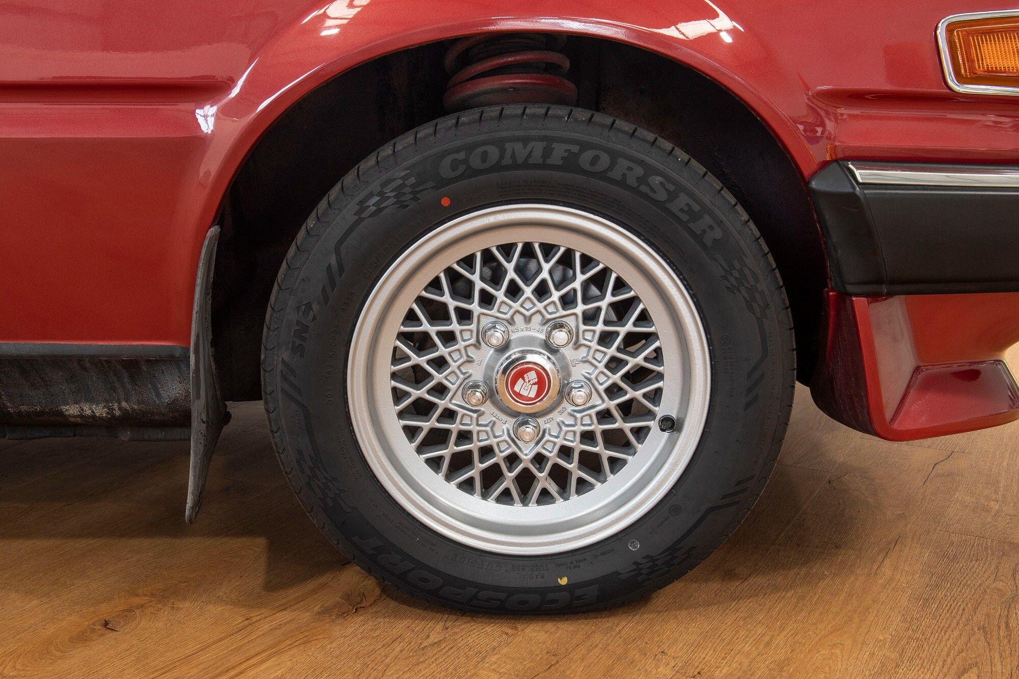 Rover 1982 Rover view 37