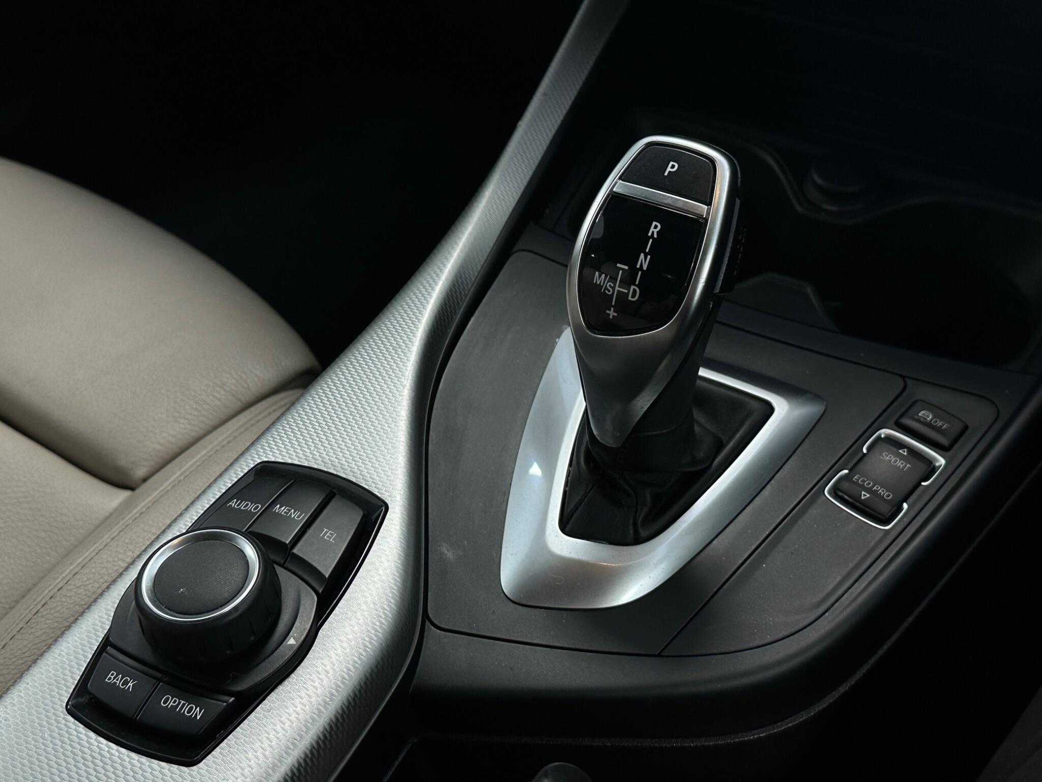 BMW 1 Series view 20
