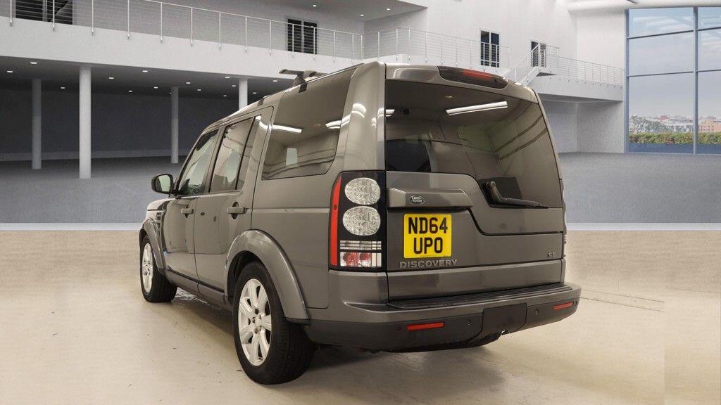 Land Rover Discovery 4 view 8