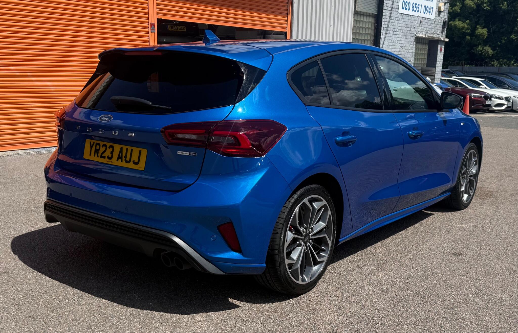 Ford Focus view 7