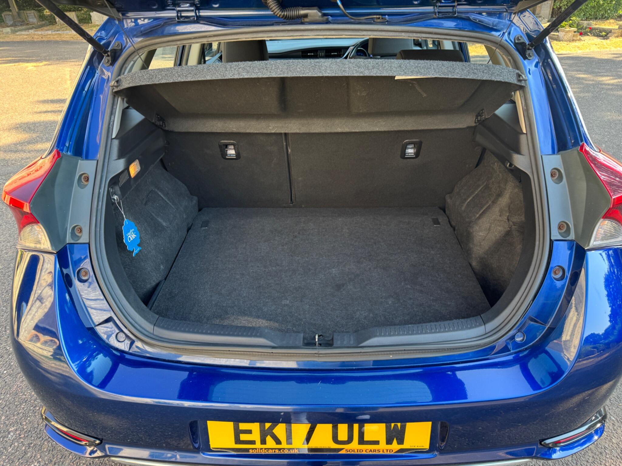 Toyota Auris view 53