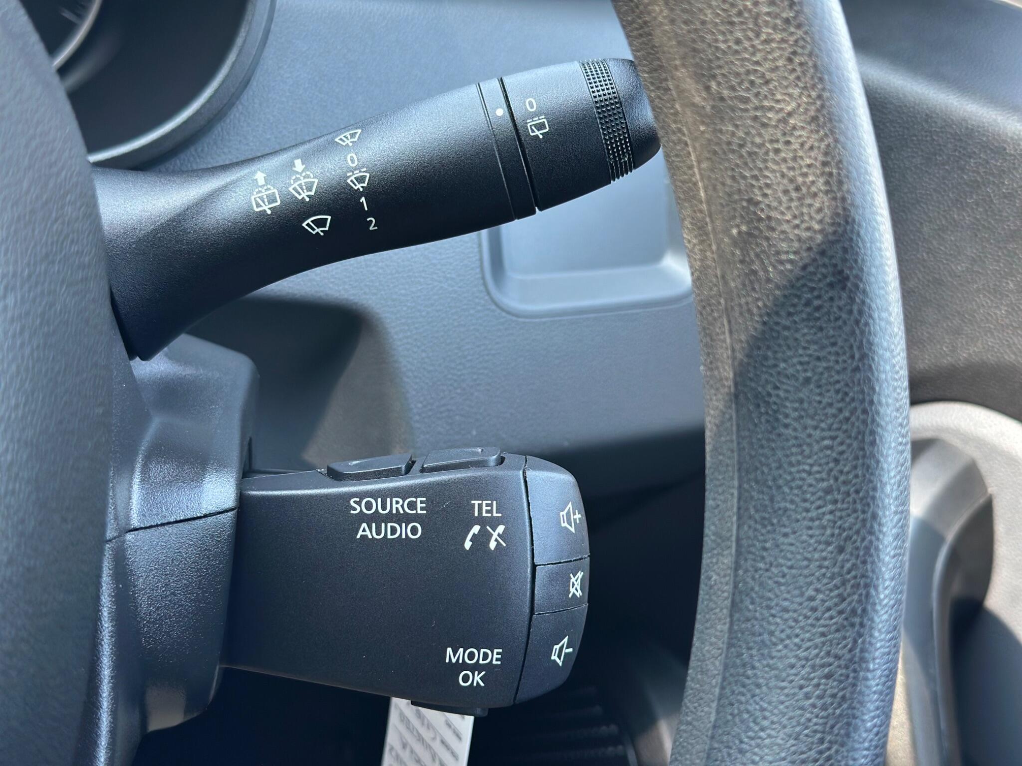Dacia Duster view 37