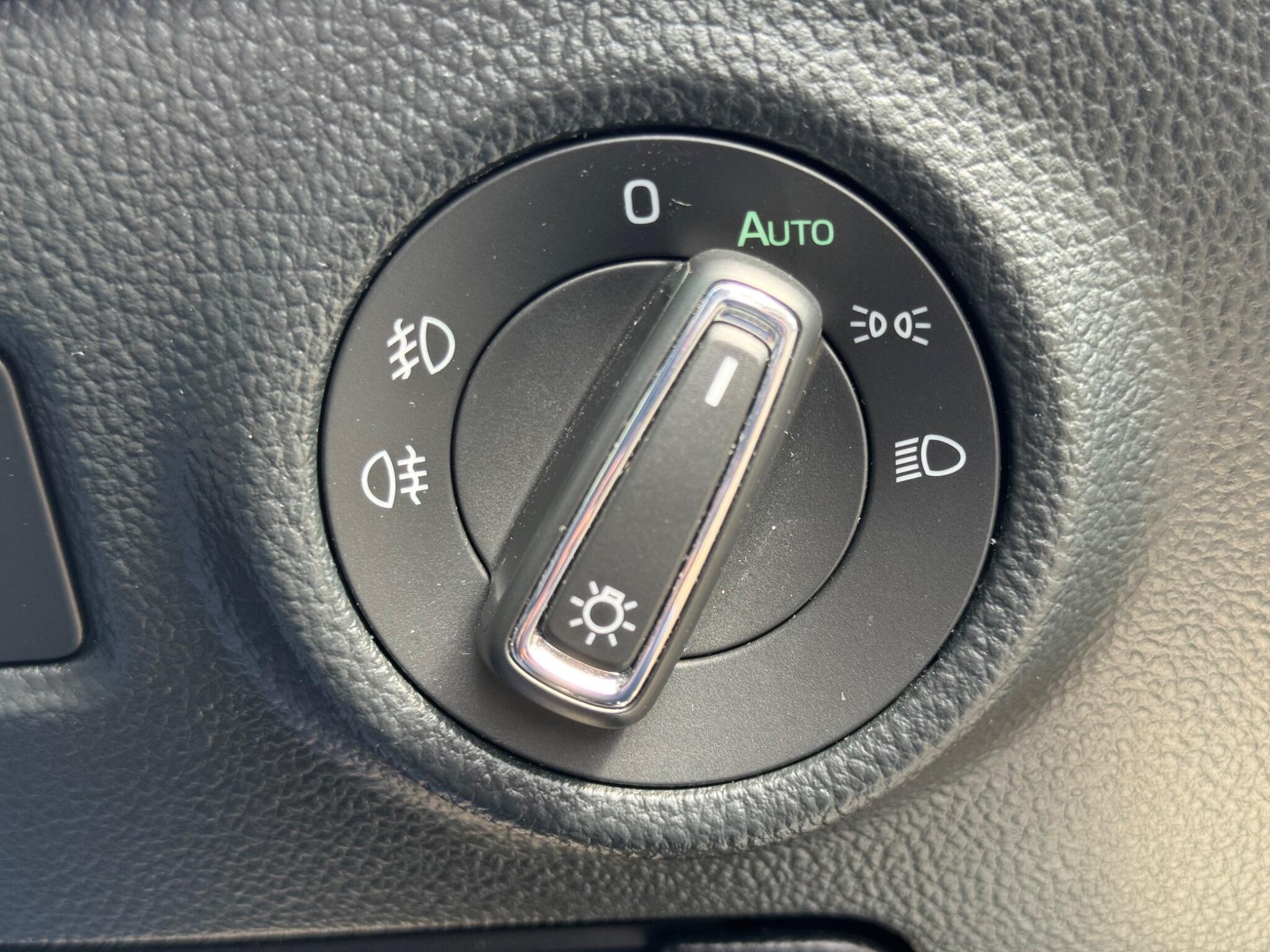 Skoda Superb view 35