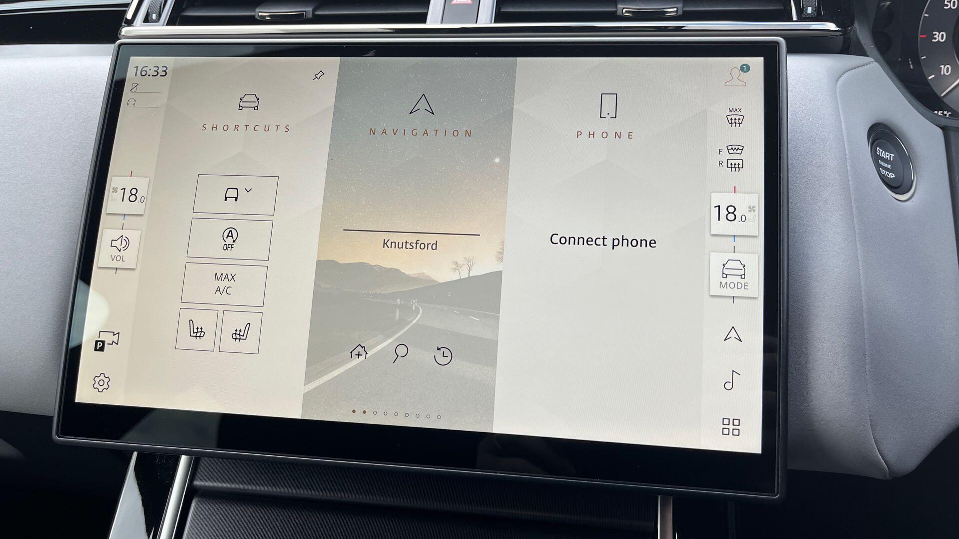 Land Rover Range Rover Velar view 21