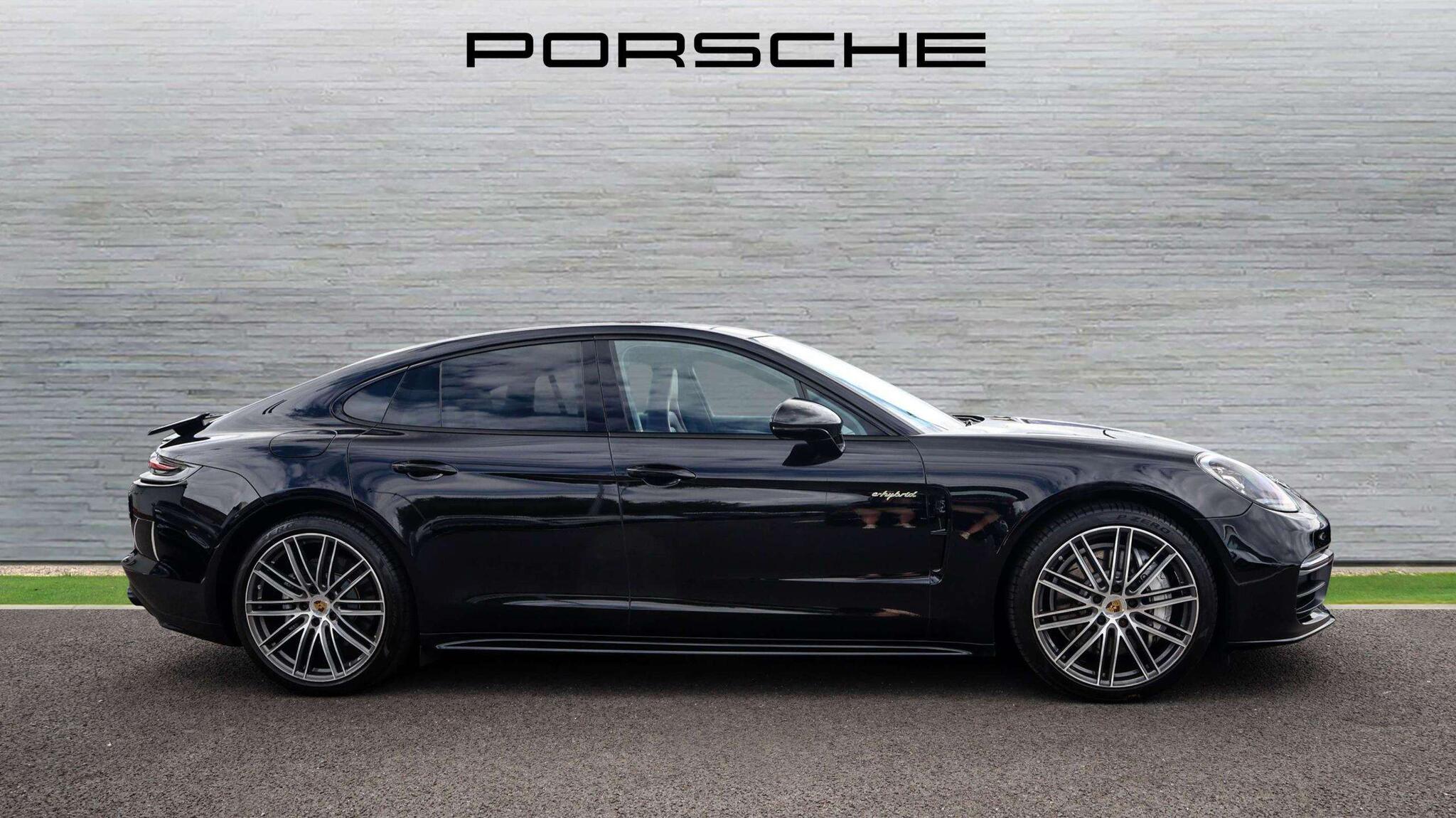 Porsche Panamera view 7