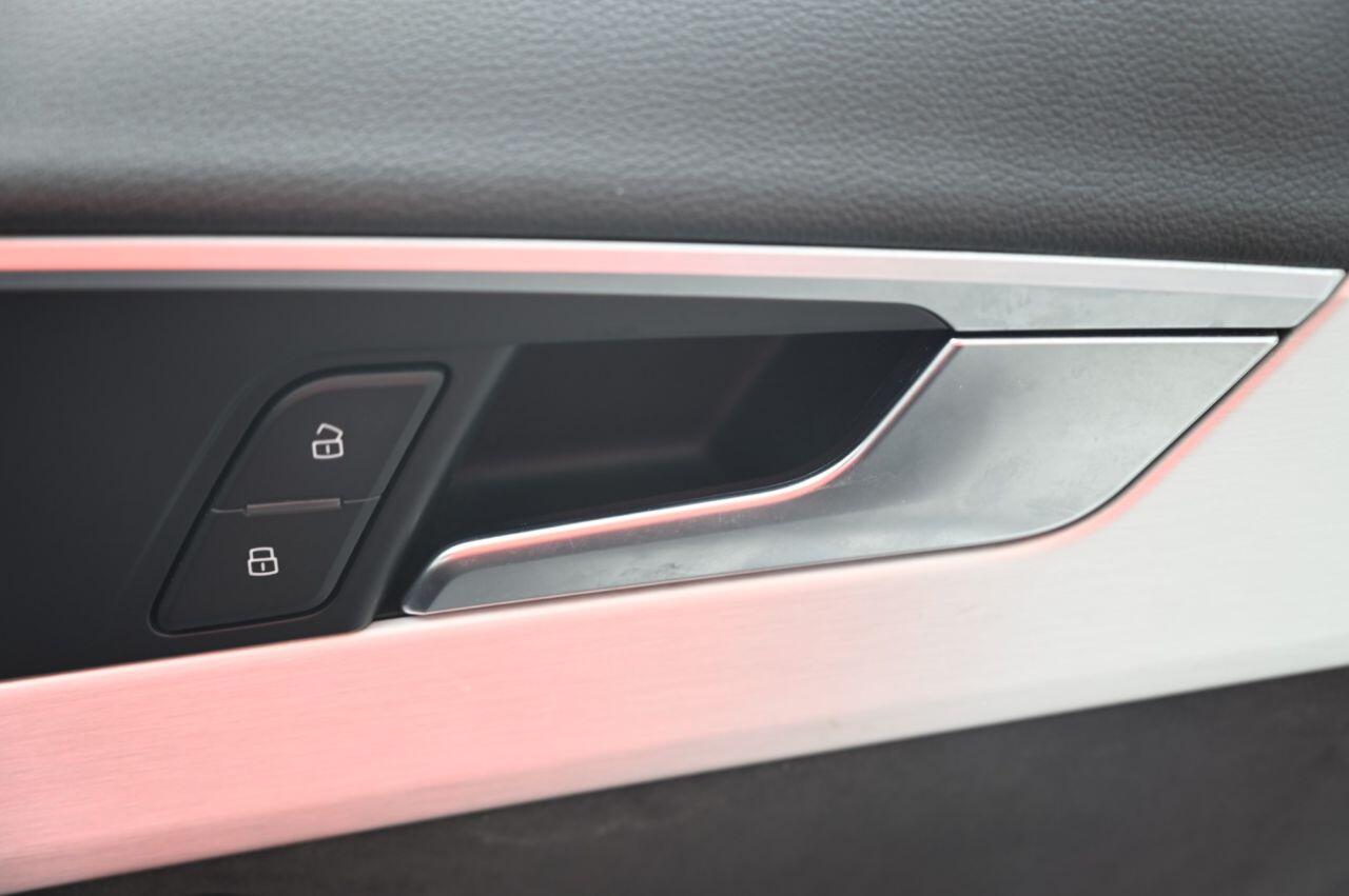Audi S4 Avant view 40