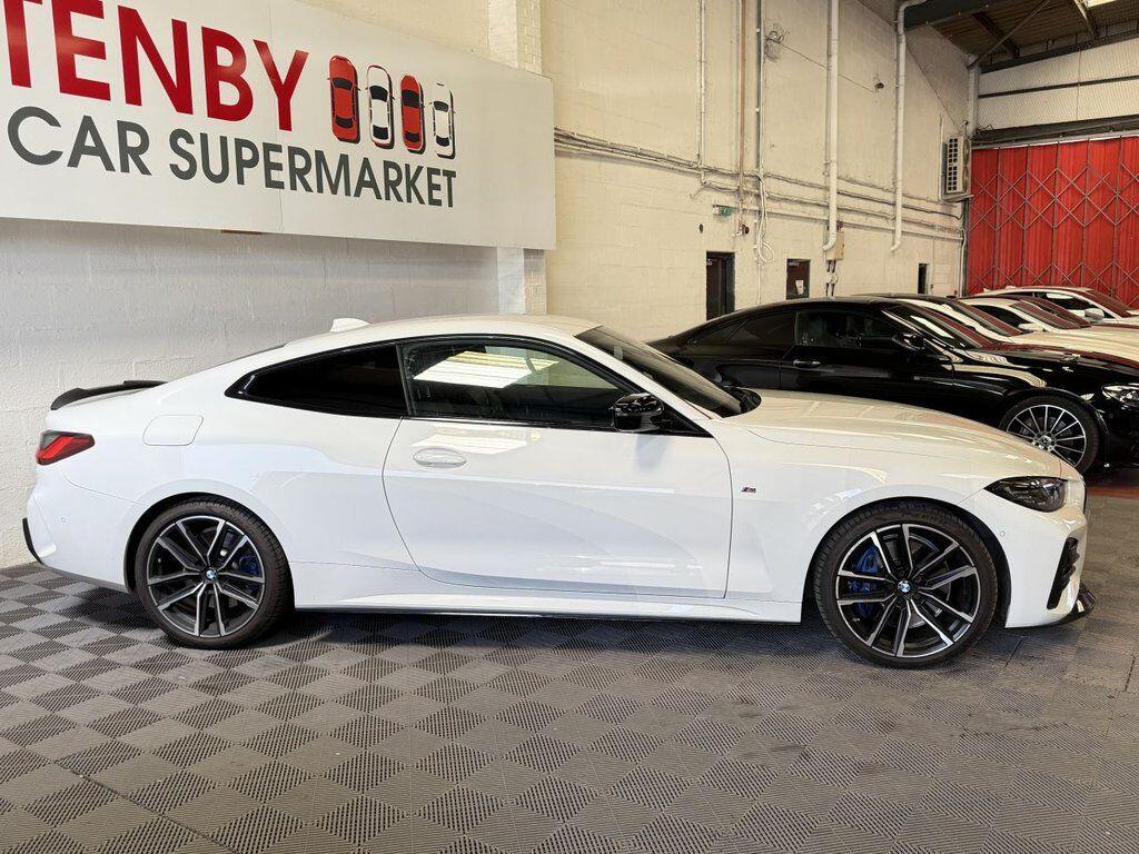 BMW 4 Series view 10