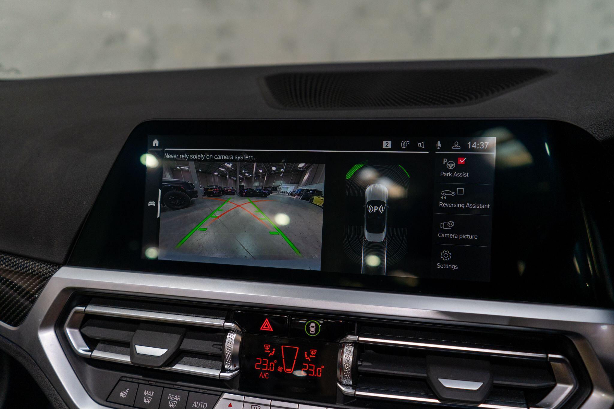 BMW M4 view 19