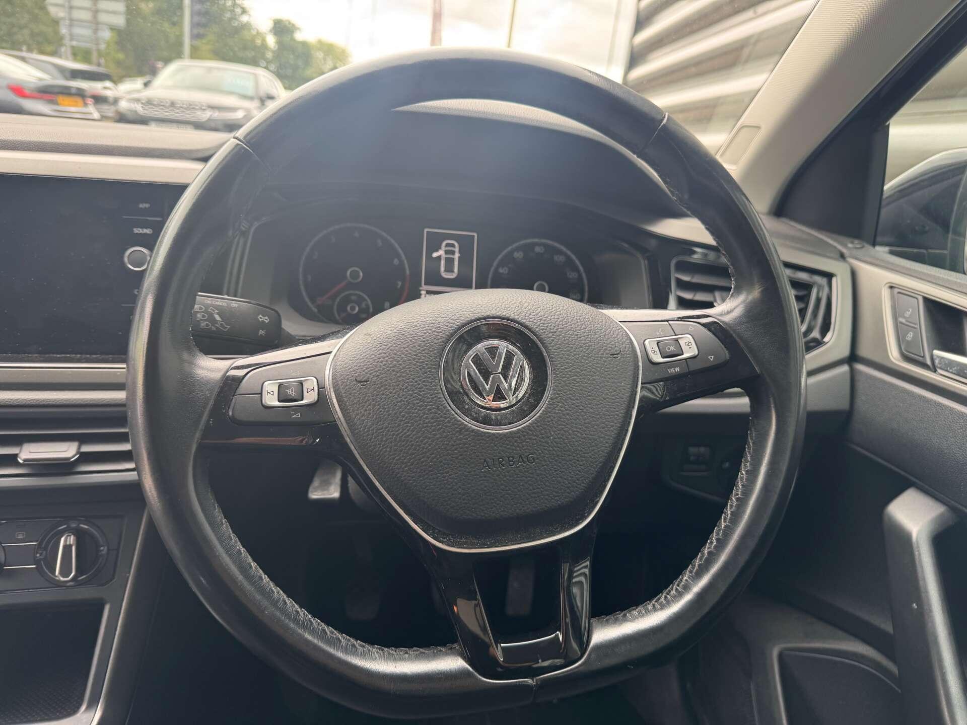 Volkswagen Polo view 21
