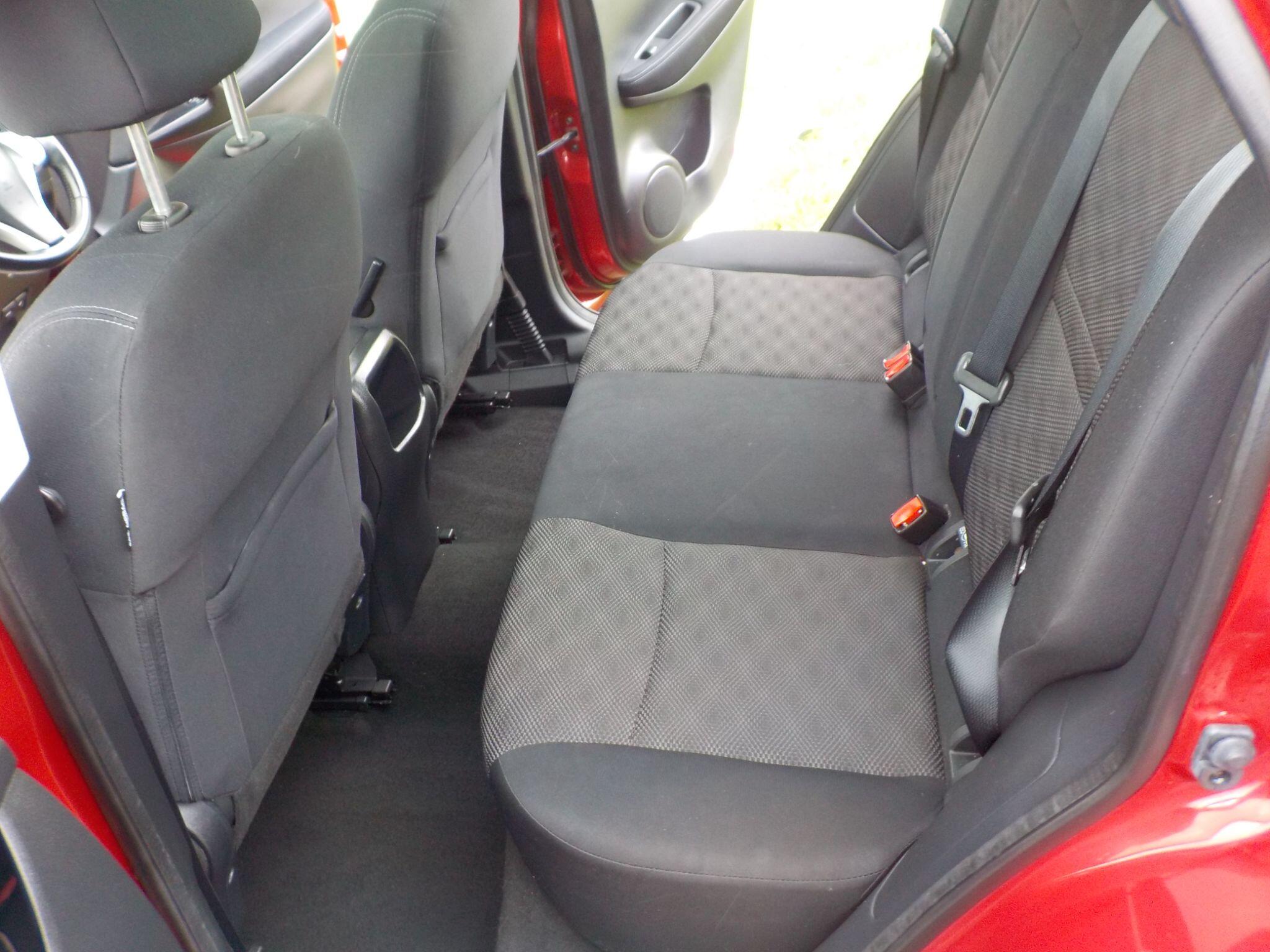 Nissan Qashqai 1.5 dCi n-tec+ 2WD Euro 5 (s/s) 5dr