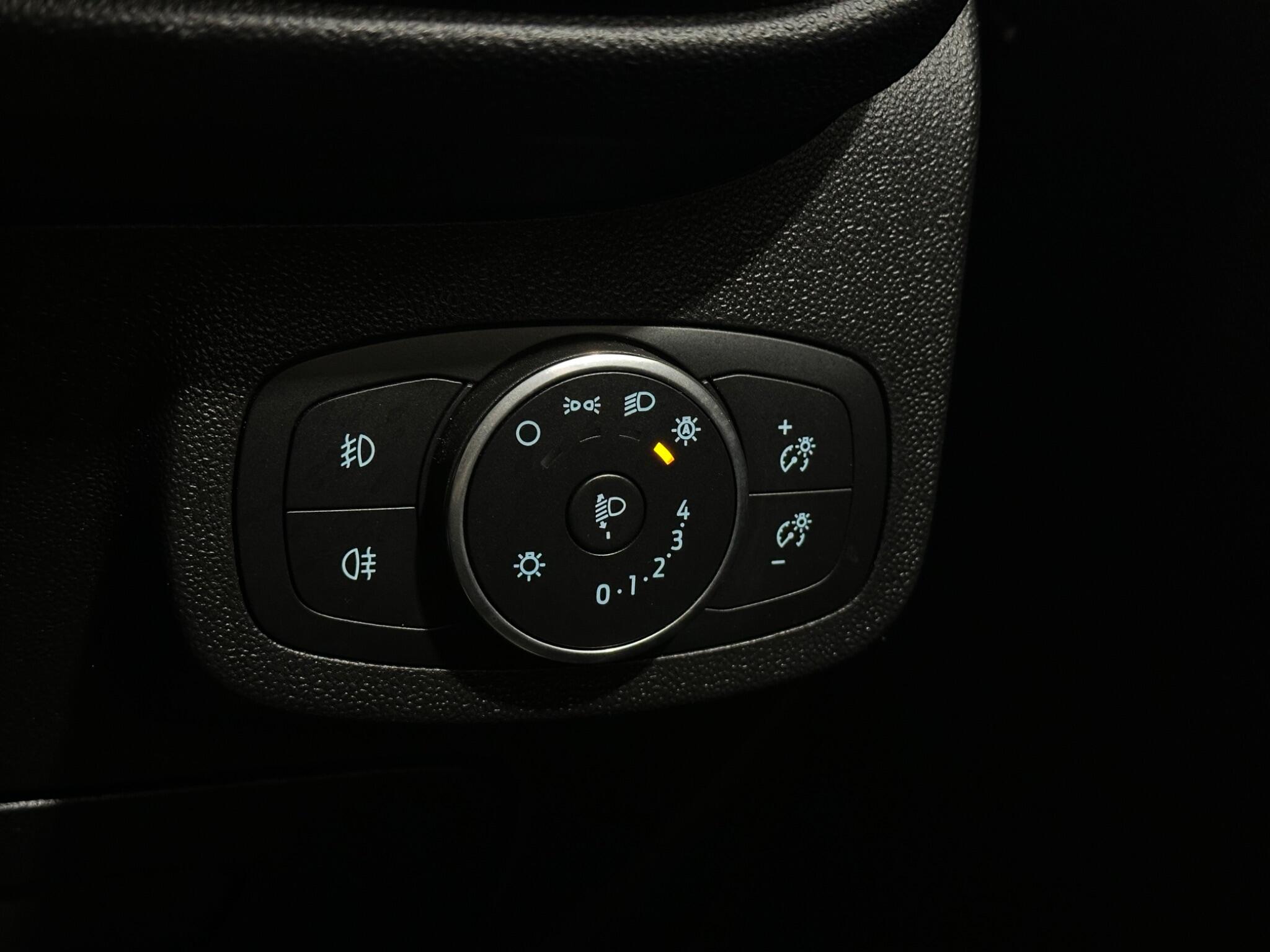 Ford Fiesta view 18