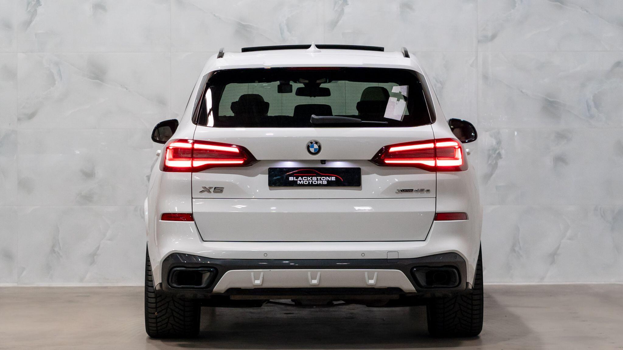 BMW X5 view 7