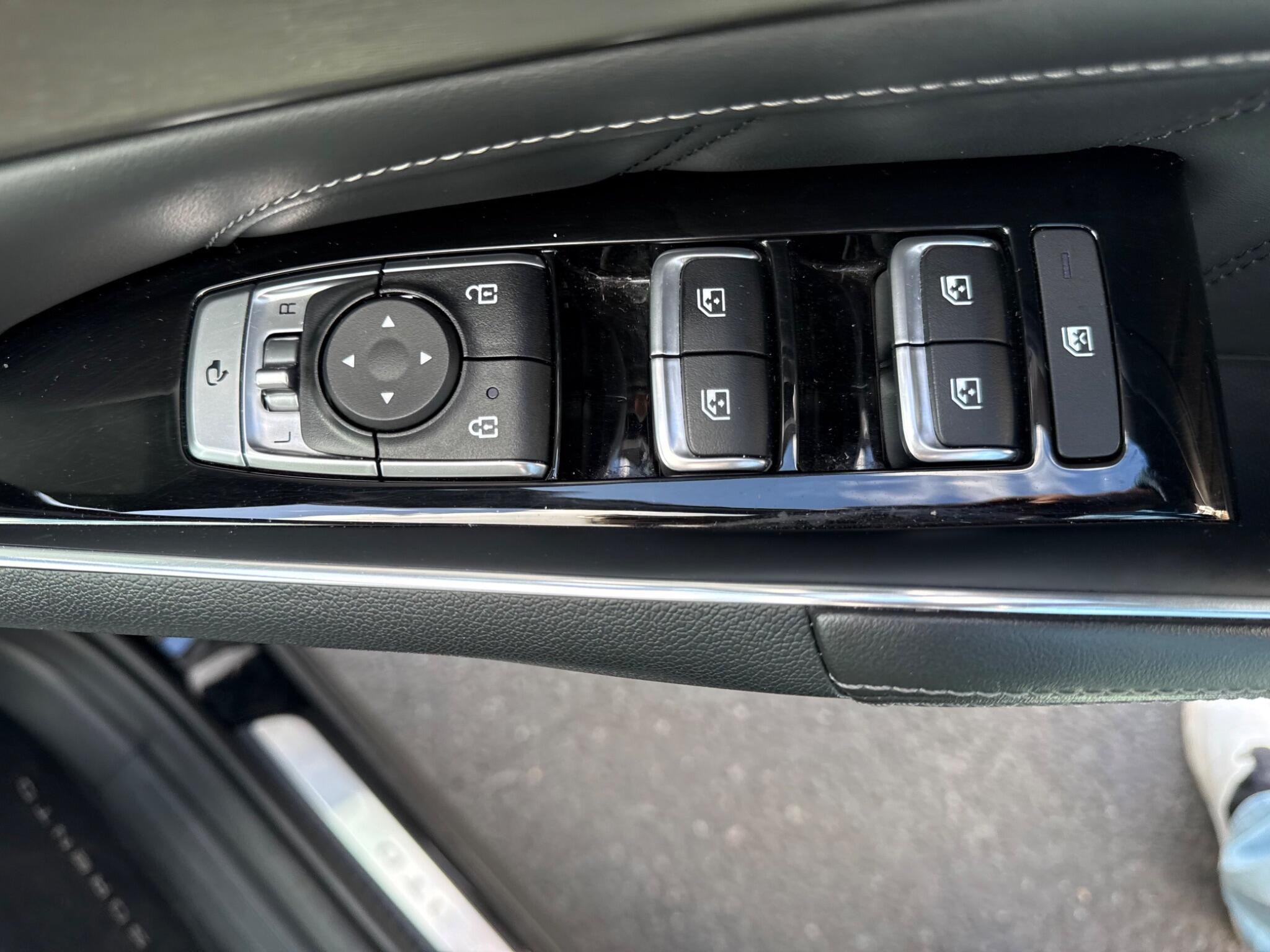 Kia Sorento view 25
