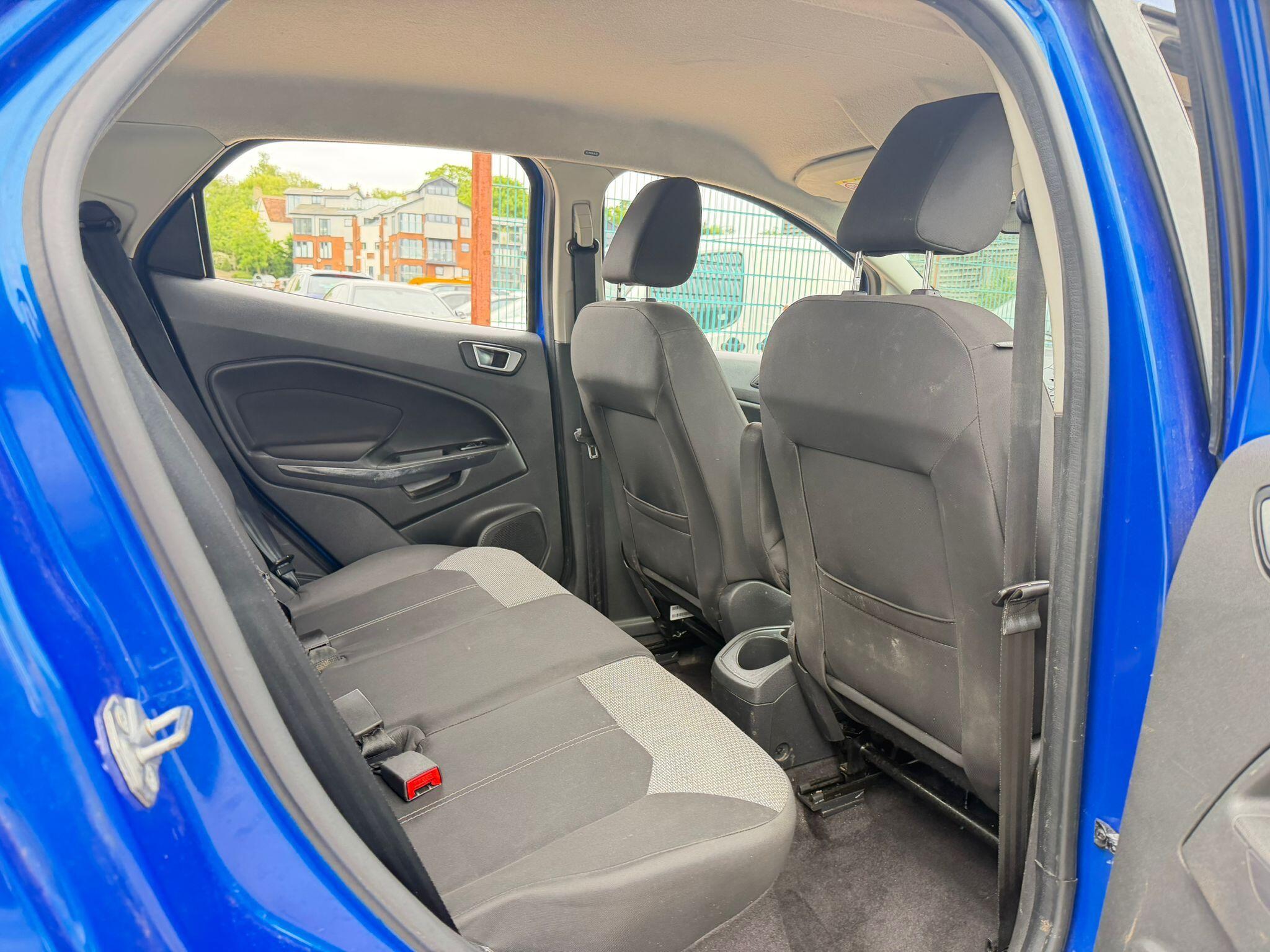 Ford Ecosport view 14