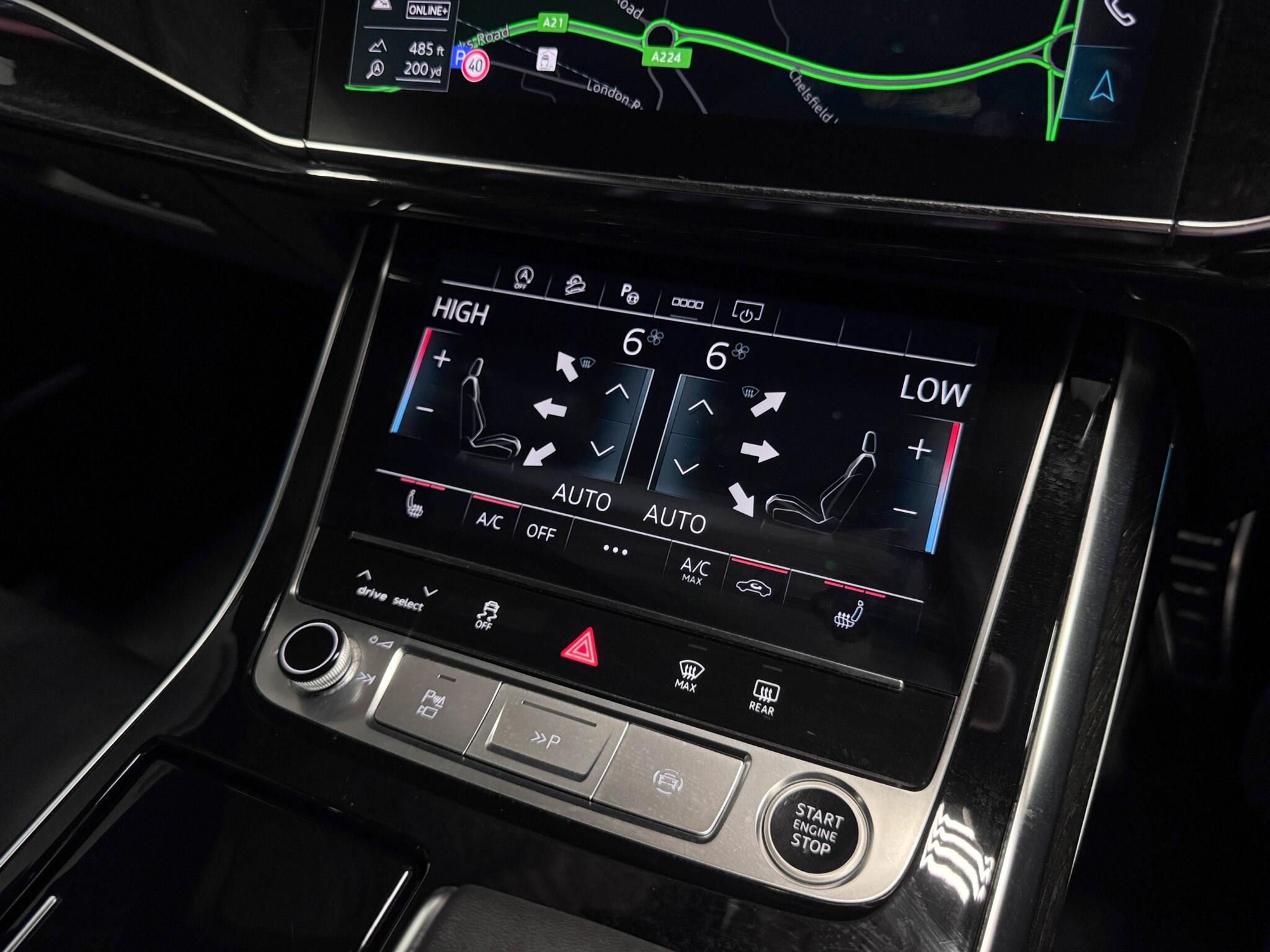 Audi Q8 view 42