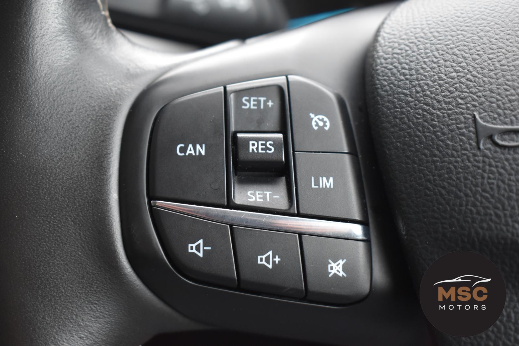 Ford Focus view 47