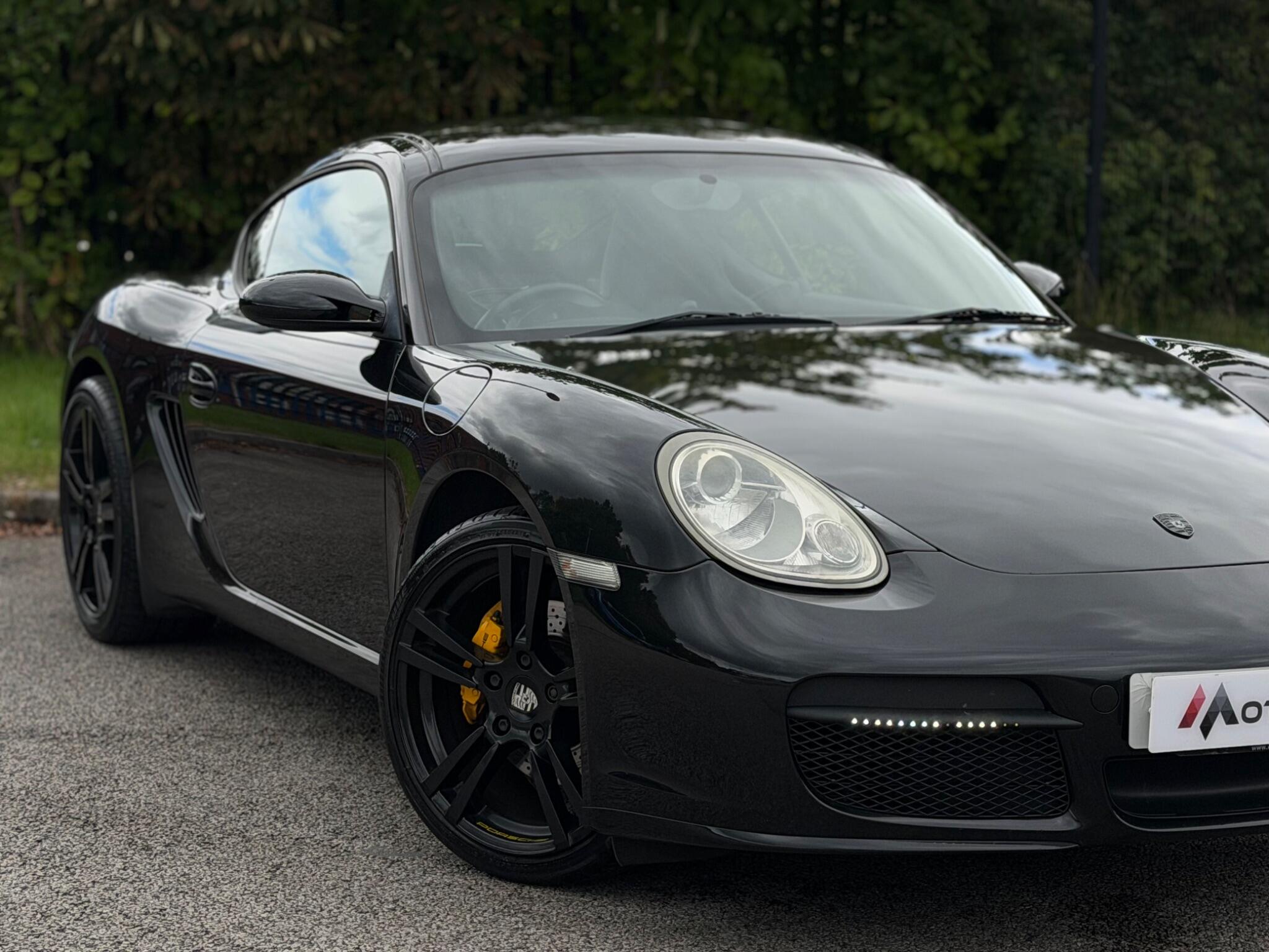 Porsche Cayman view 5