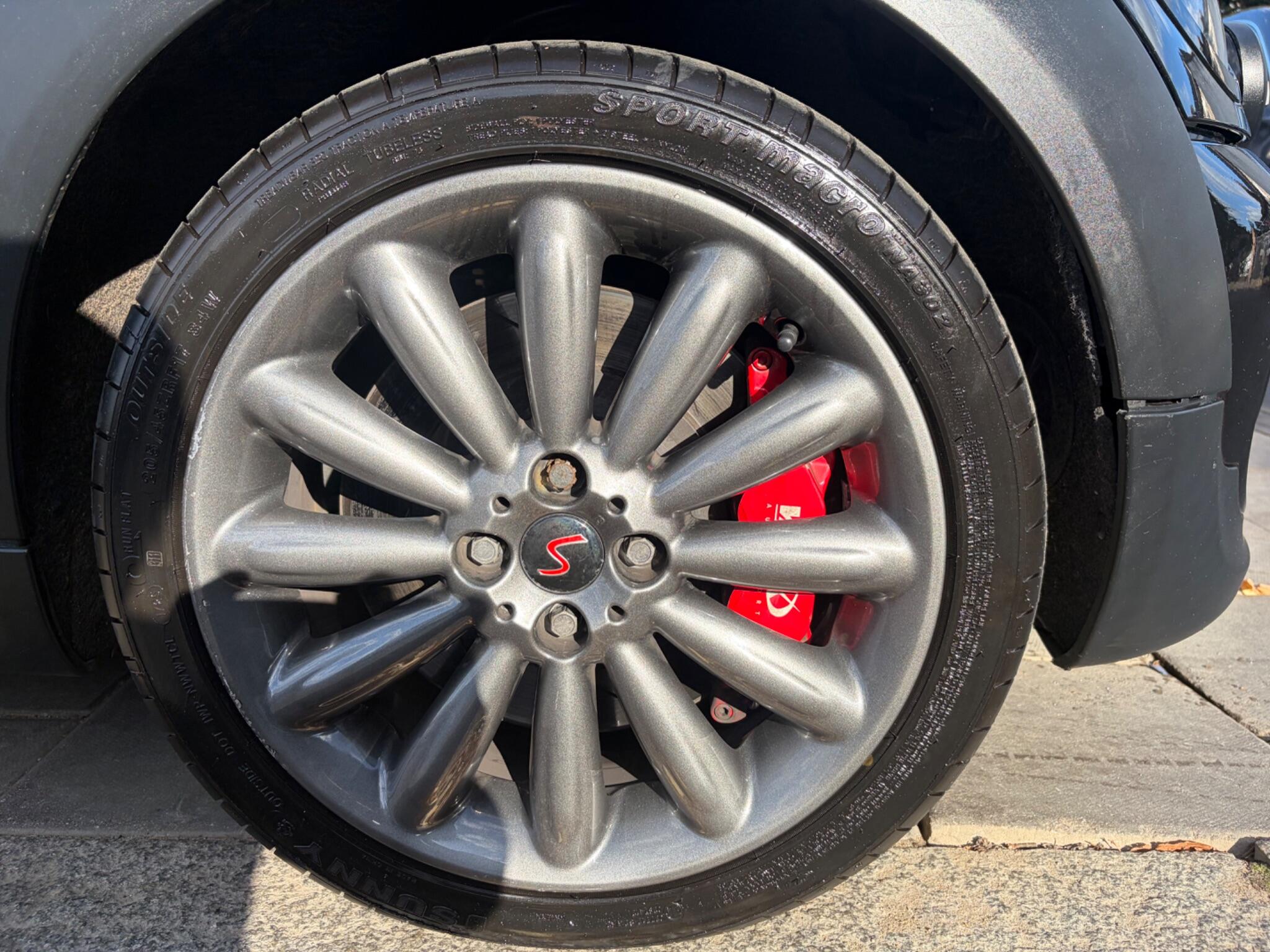 Mini Hatch view 81
