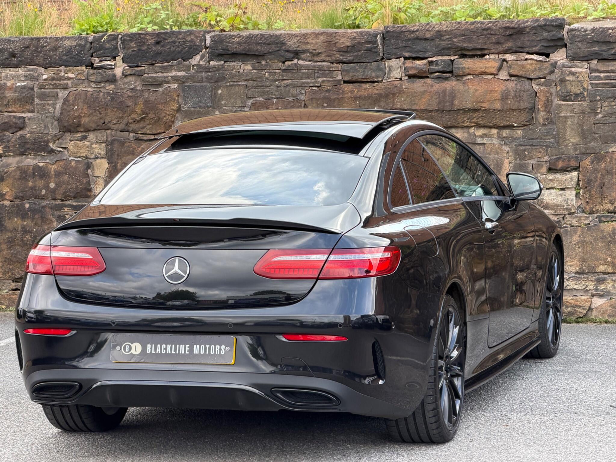 Mercedes-Benz E-Class view 7