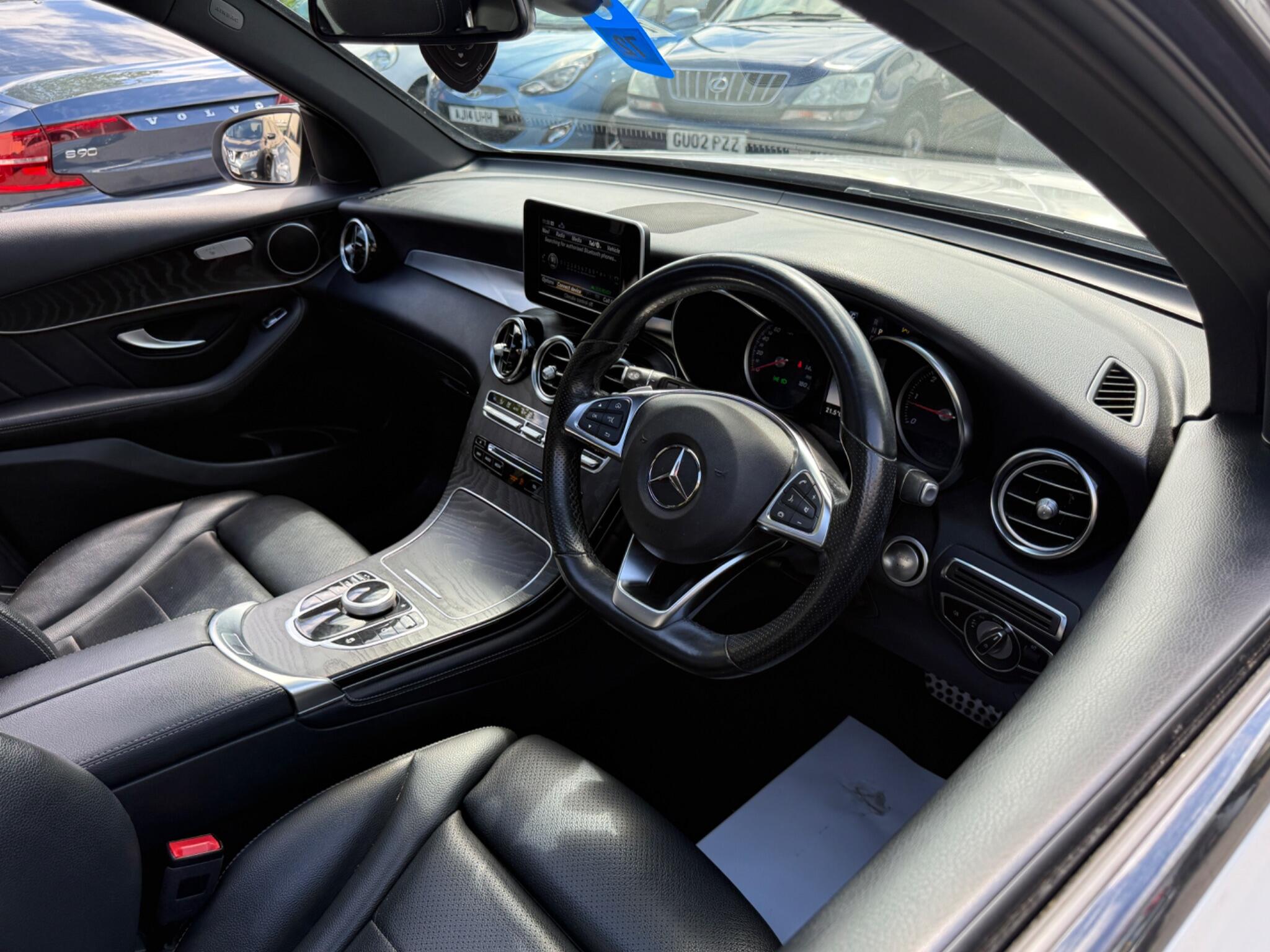 Mercedes-Benz GLC - Image 44