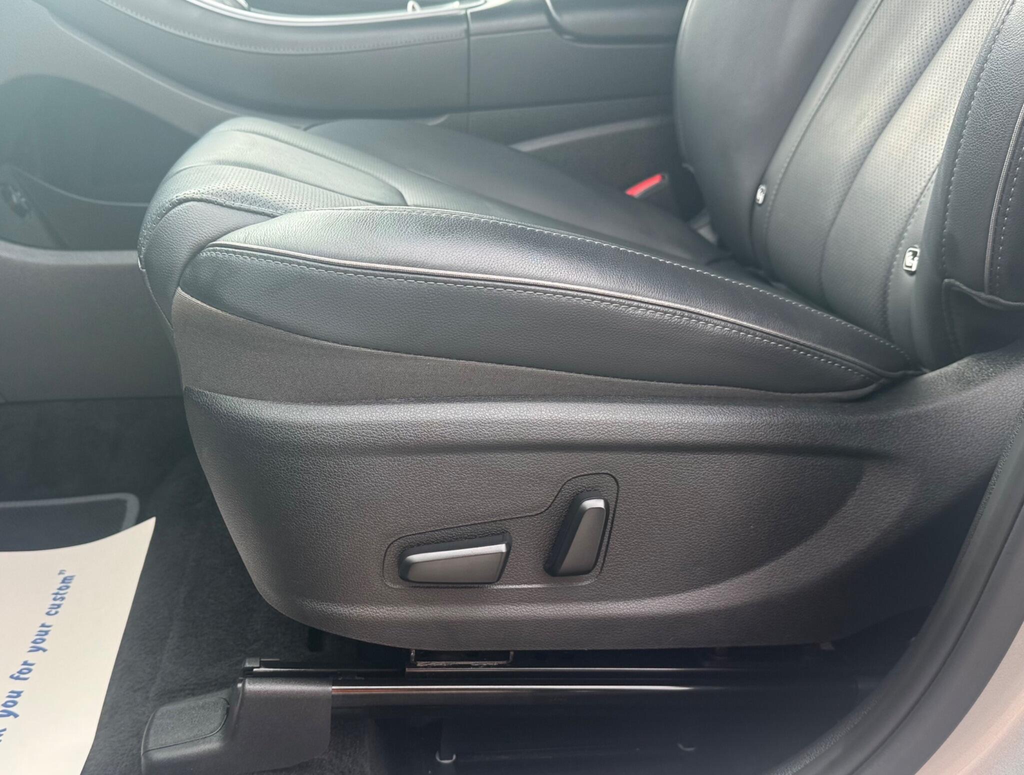Hyundai Santa FE view 30
