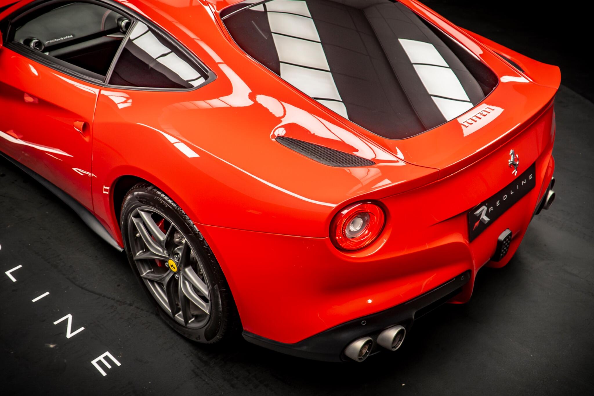 Ferrari F12 view 19