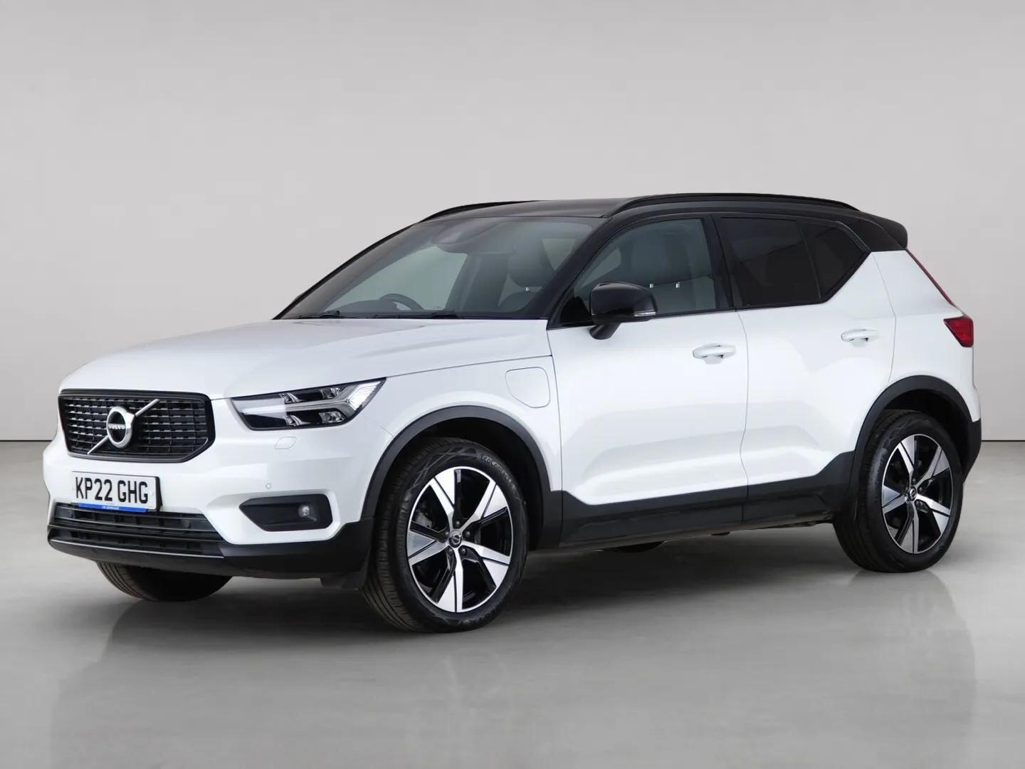 Volvo XC40 view 2