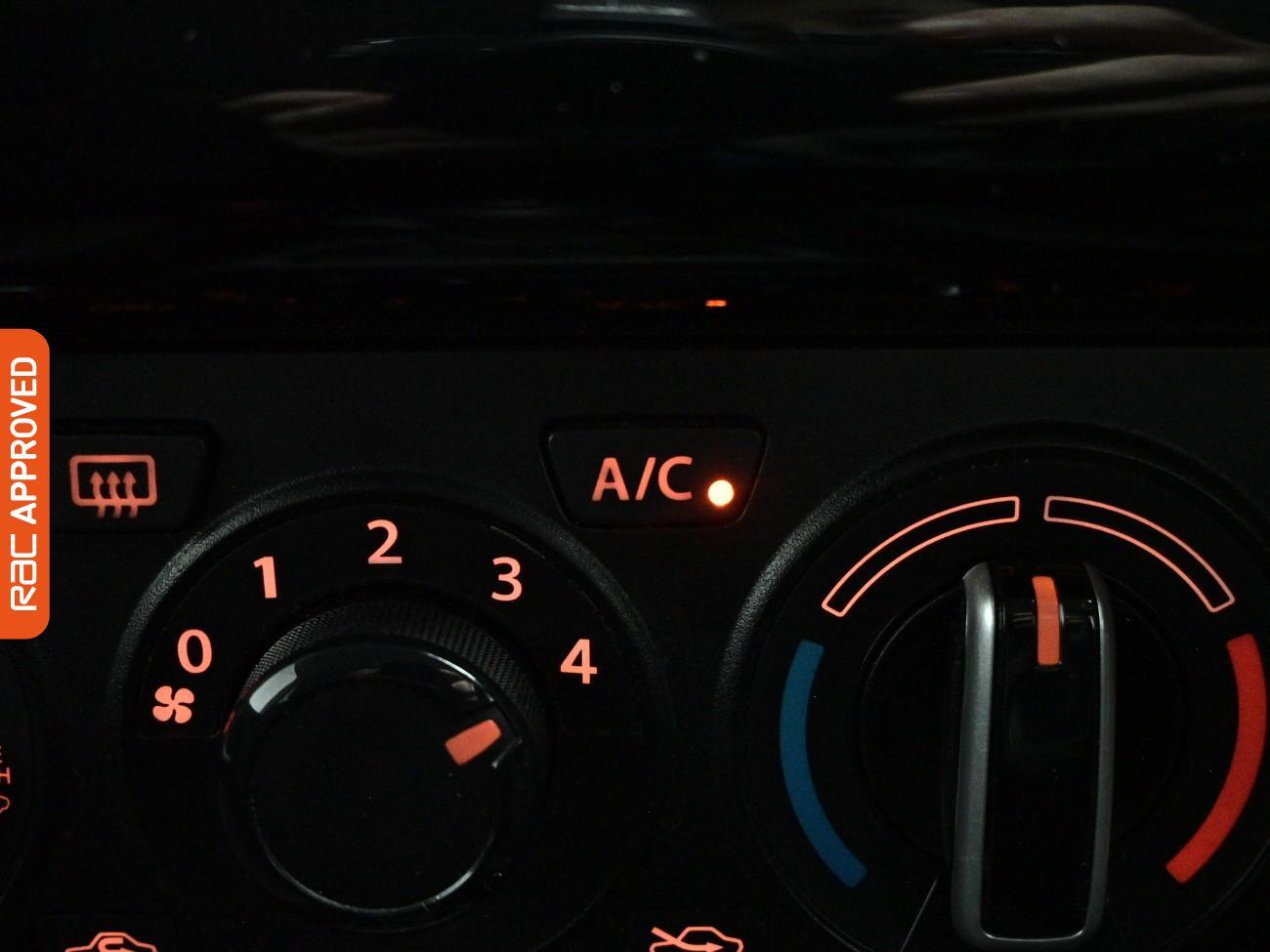 Suzuki Swift view 15