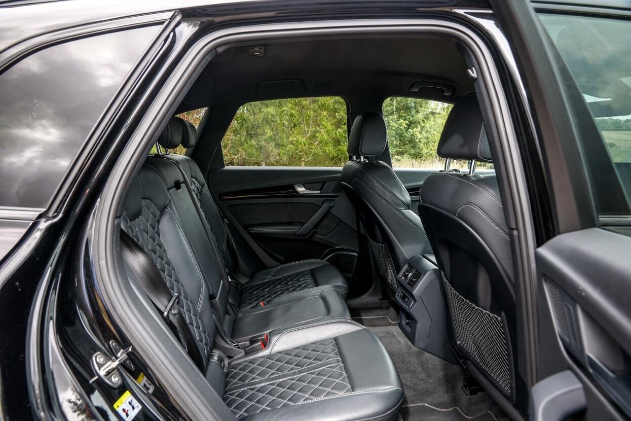 Audi Q5 view 16