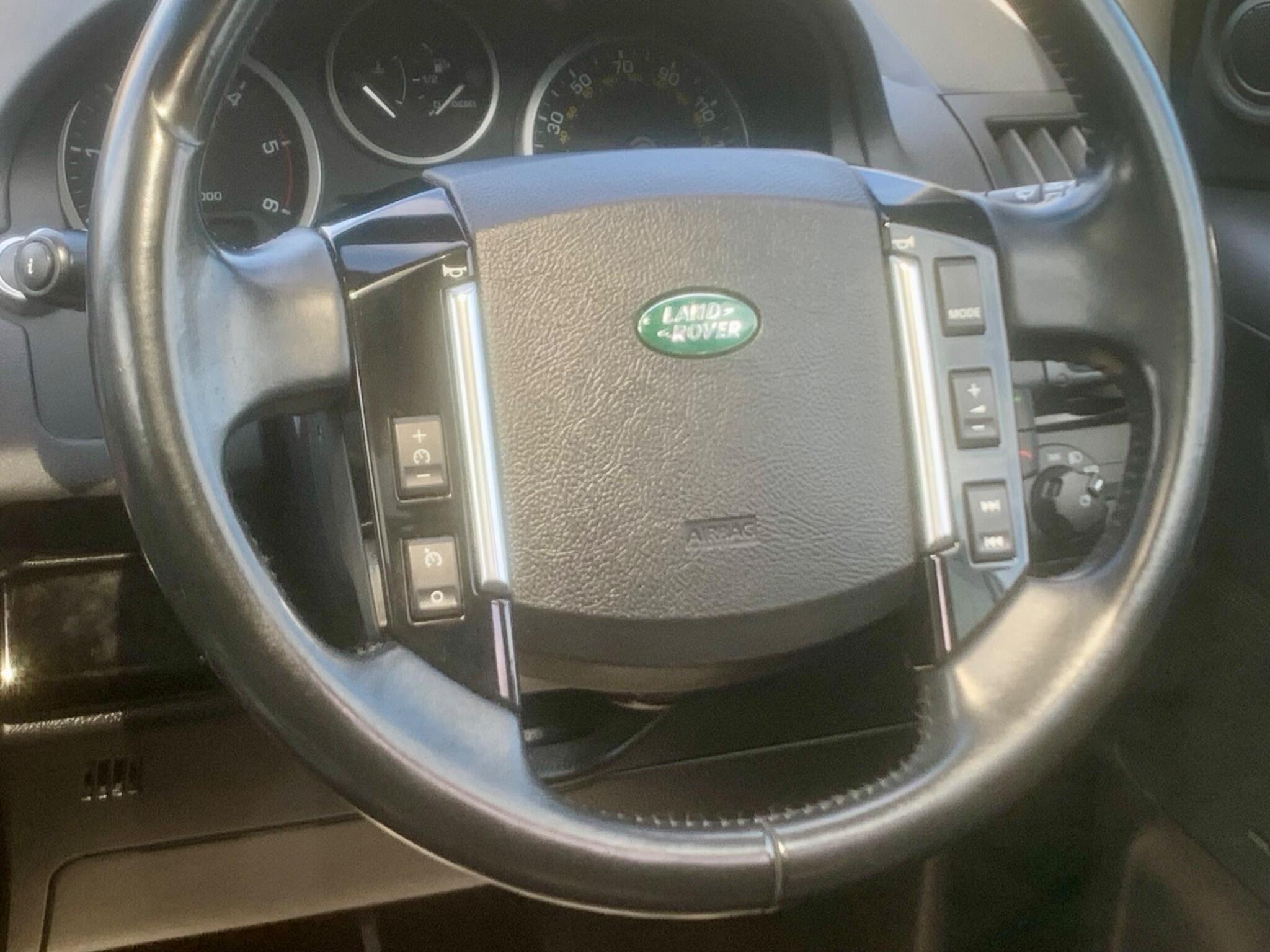 Land Rover Freelander 2 view 19