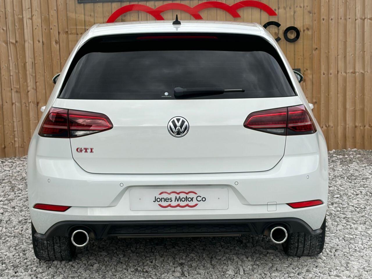 Volkswagen Golf view 9