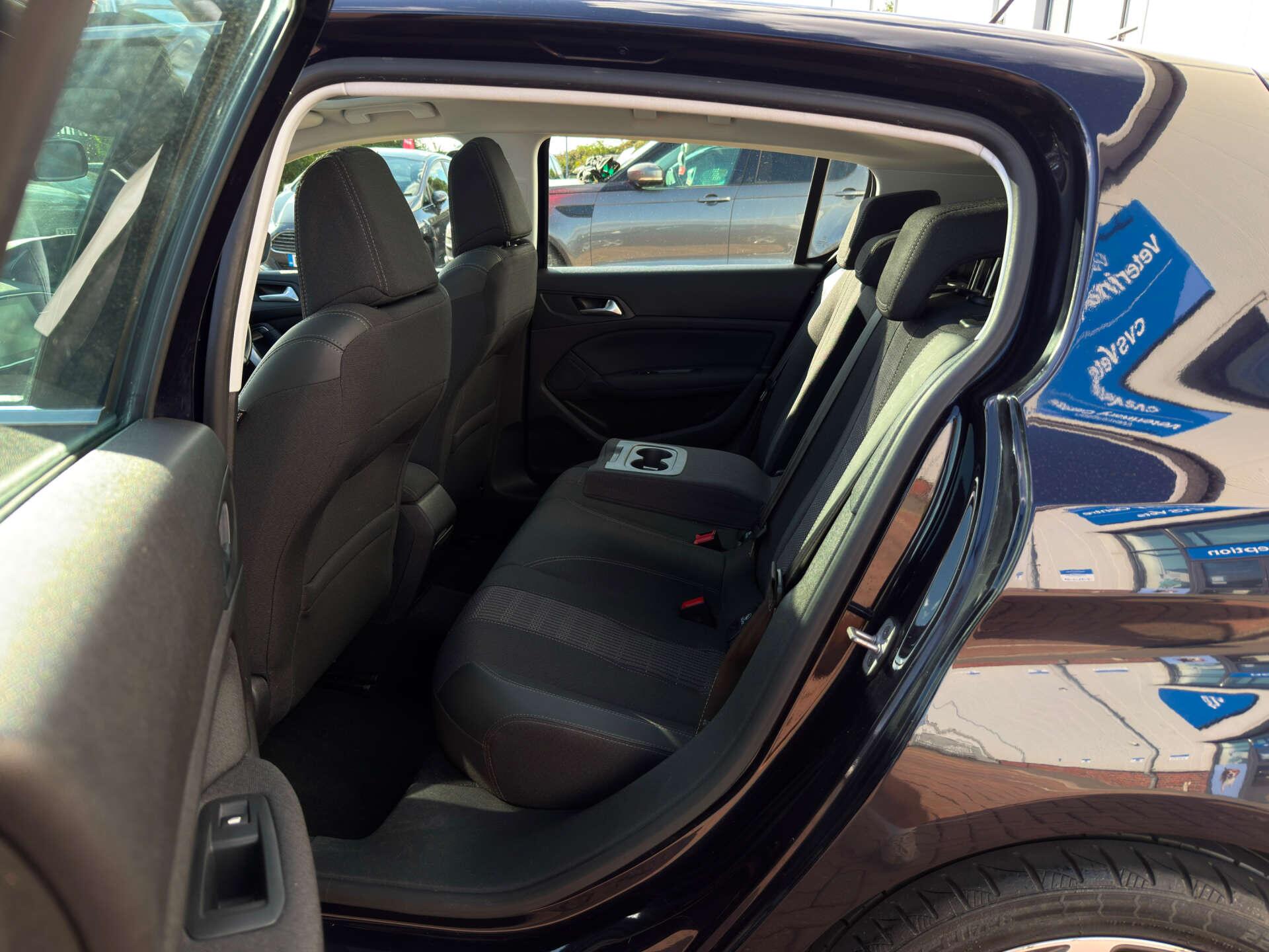 Peugeot 308 view 30