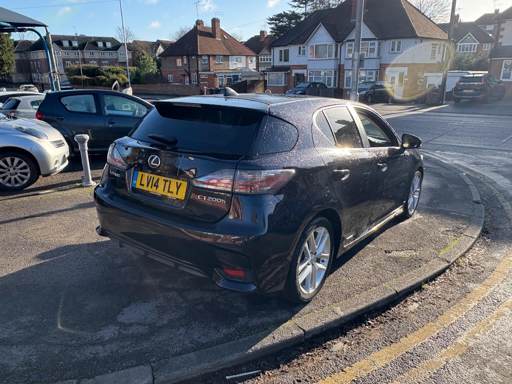 2014 Lexus CT 1.8 200h Luxury CVT Euro 6 (s/s) 5dr • 99,475 miles image 17