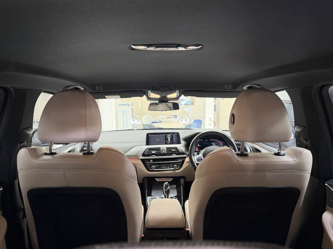 BMW X3 view 14